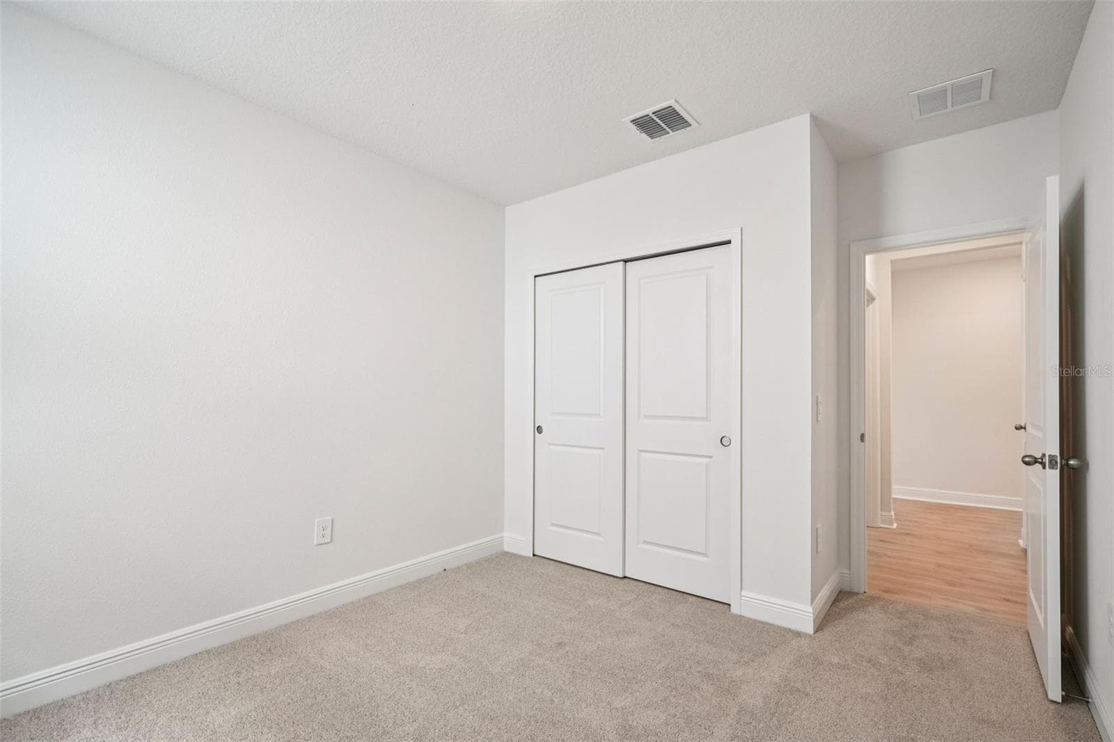 Single Family Residence at 811 SUNSHOWER DR, LADY LAKE, photo 22 of 33