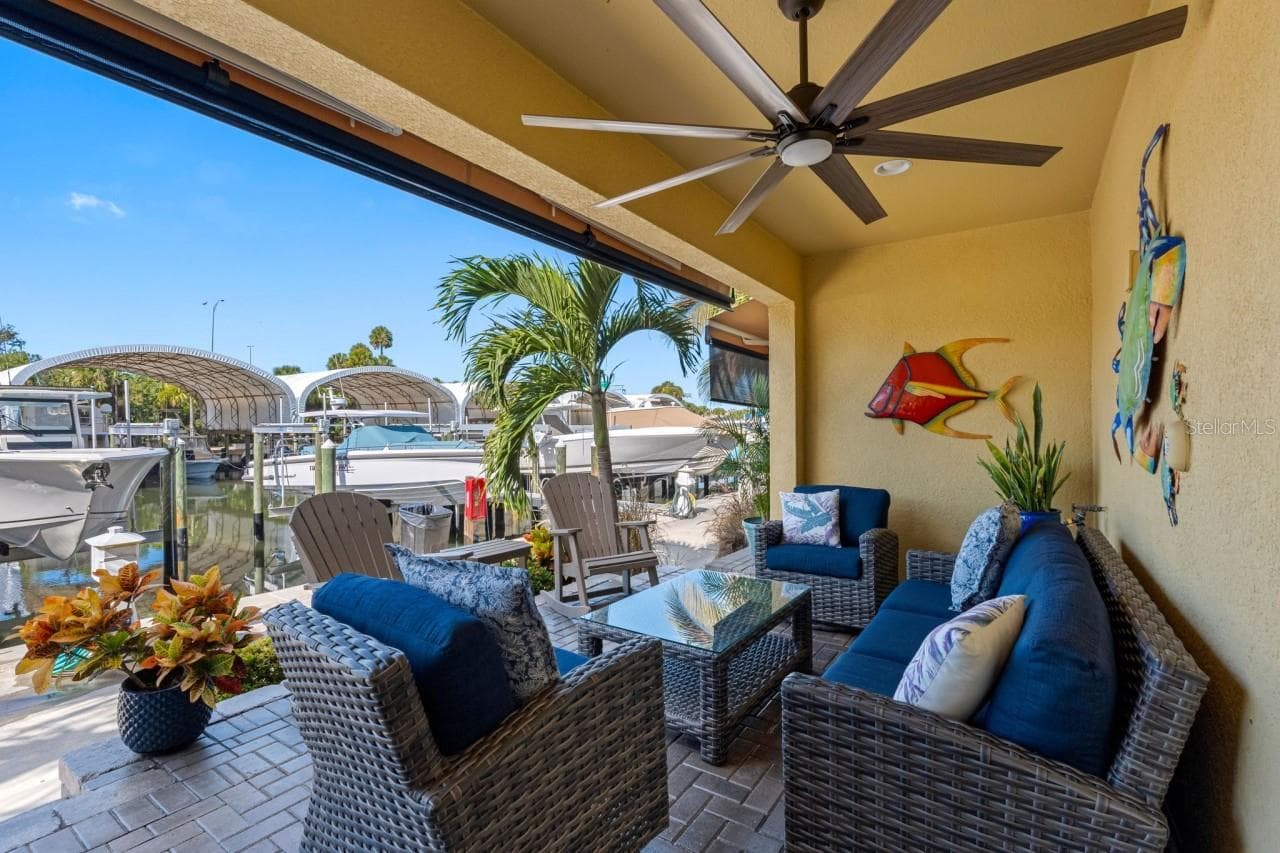 Extended Lanai - 6057 MOORINGS DR S, ST PETERSBURG