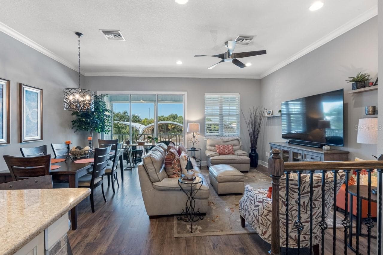 Townhouse at 6057 MOORINGS DR S, ST PETERSBURG, photo 14 of 60