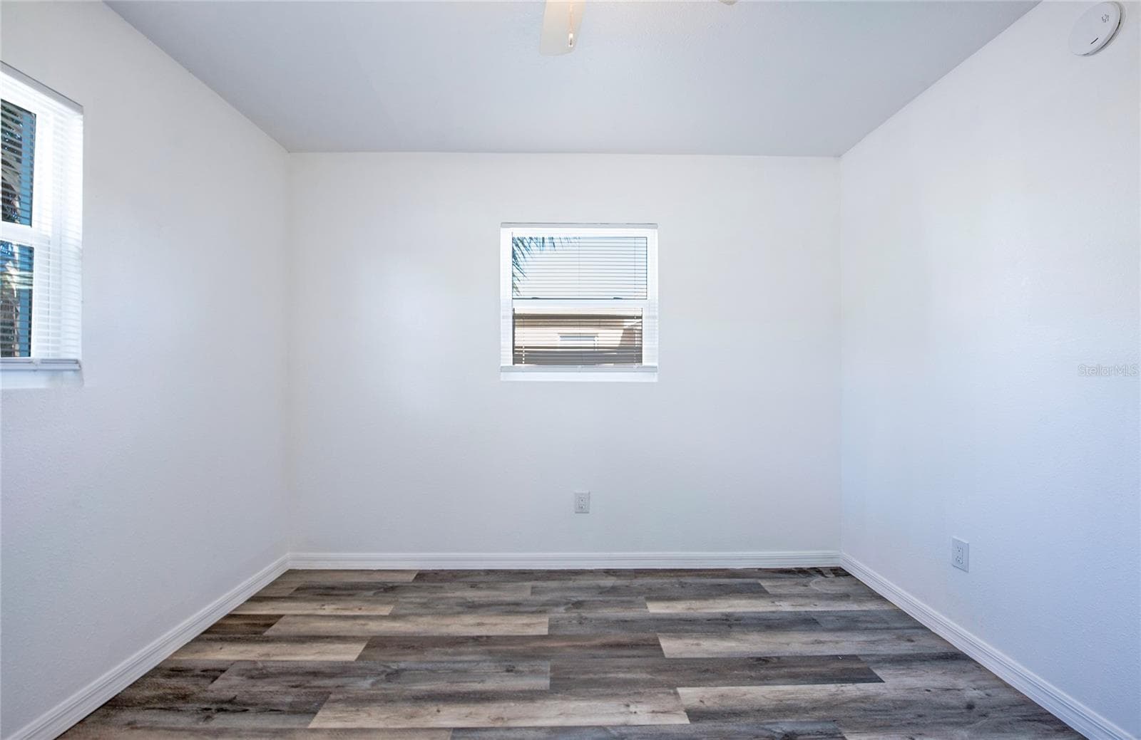 Apartment at 717 E GULF BLVD #3, INDIAN ROCKS BEACH, photo 4 of 65