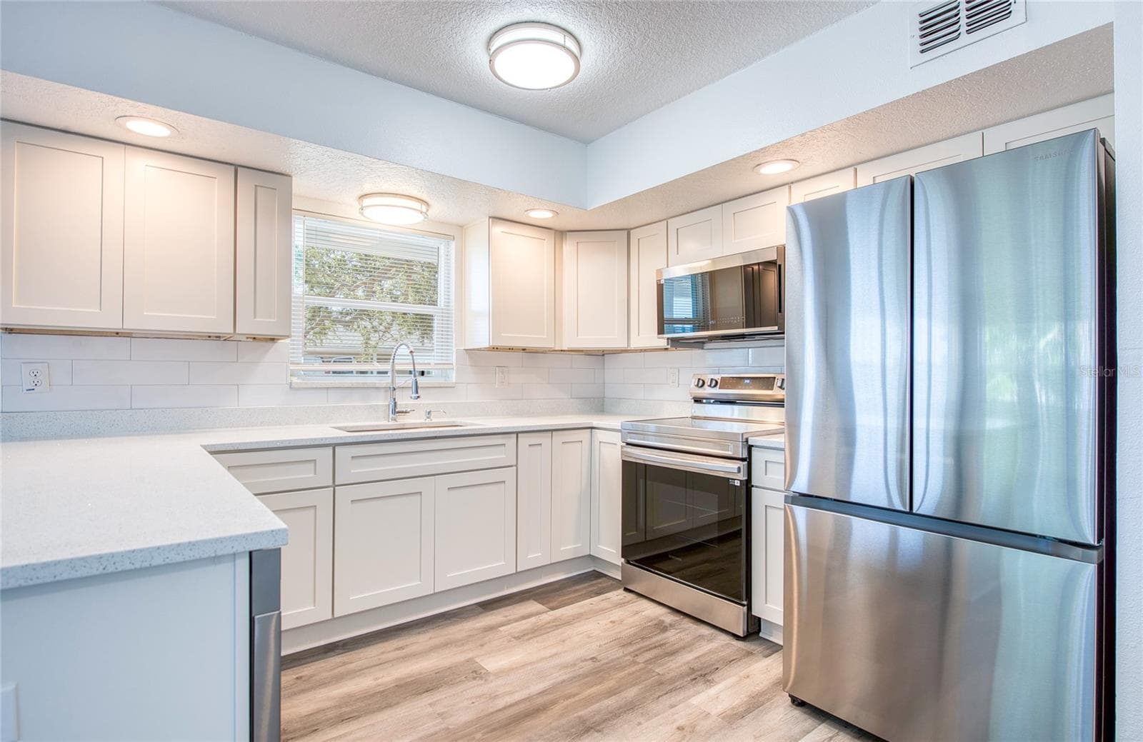Apartment at 717 E GULF BLVD #3, INDIAN ROCKS BEACH, photo 60 of 65