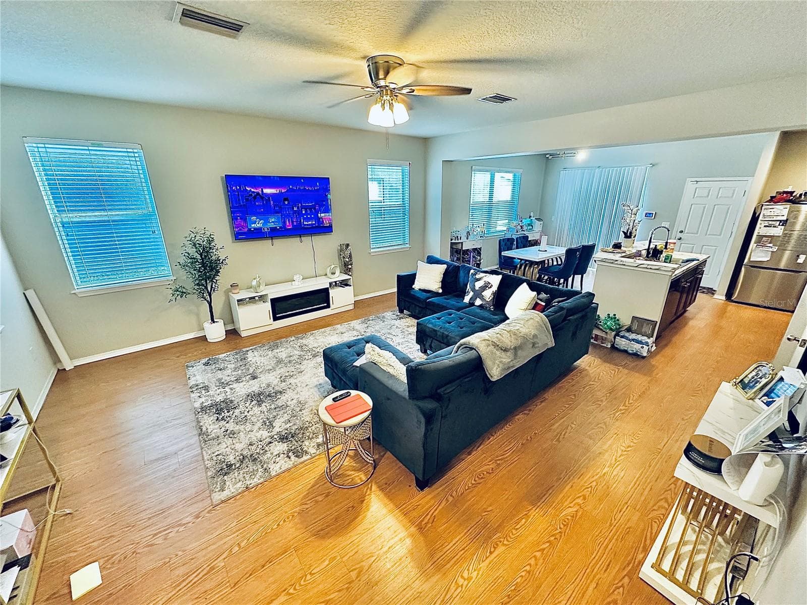 Open Concept Living Room/Dining Room/Kitchen - 4411 BANYAN TREE PL, RIVERVIEW