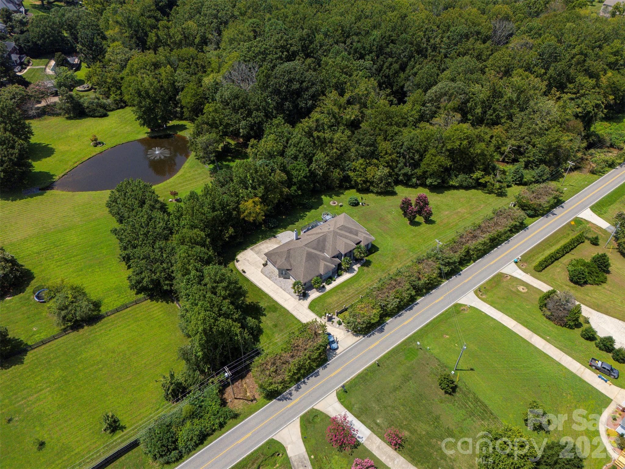 Single Family Residence at Matthews, photo 3 of 43