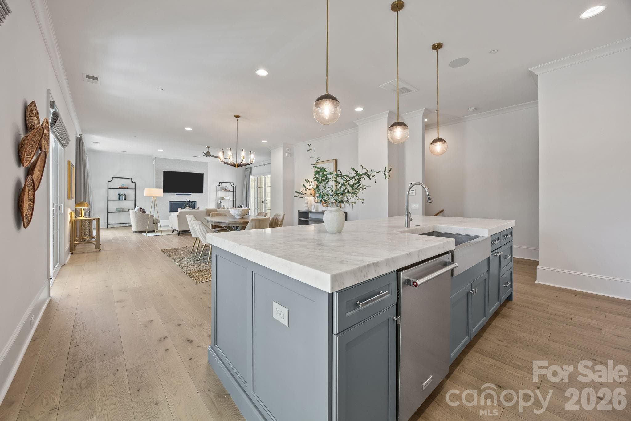 Condominium at 1708 Lombardy Circle, Charlotte, photo 6 of 26