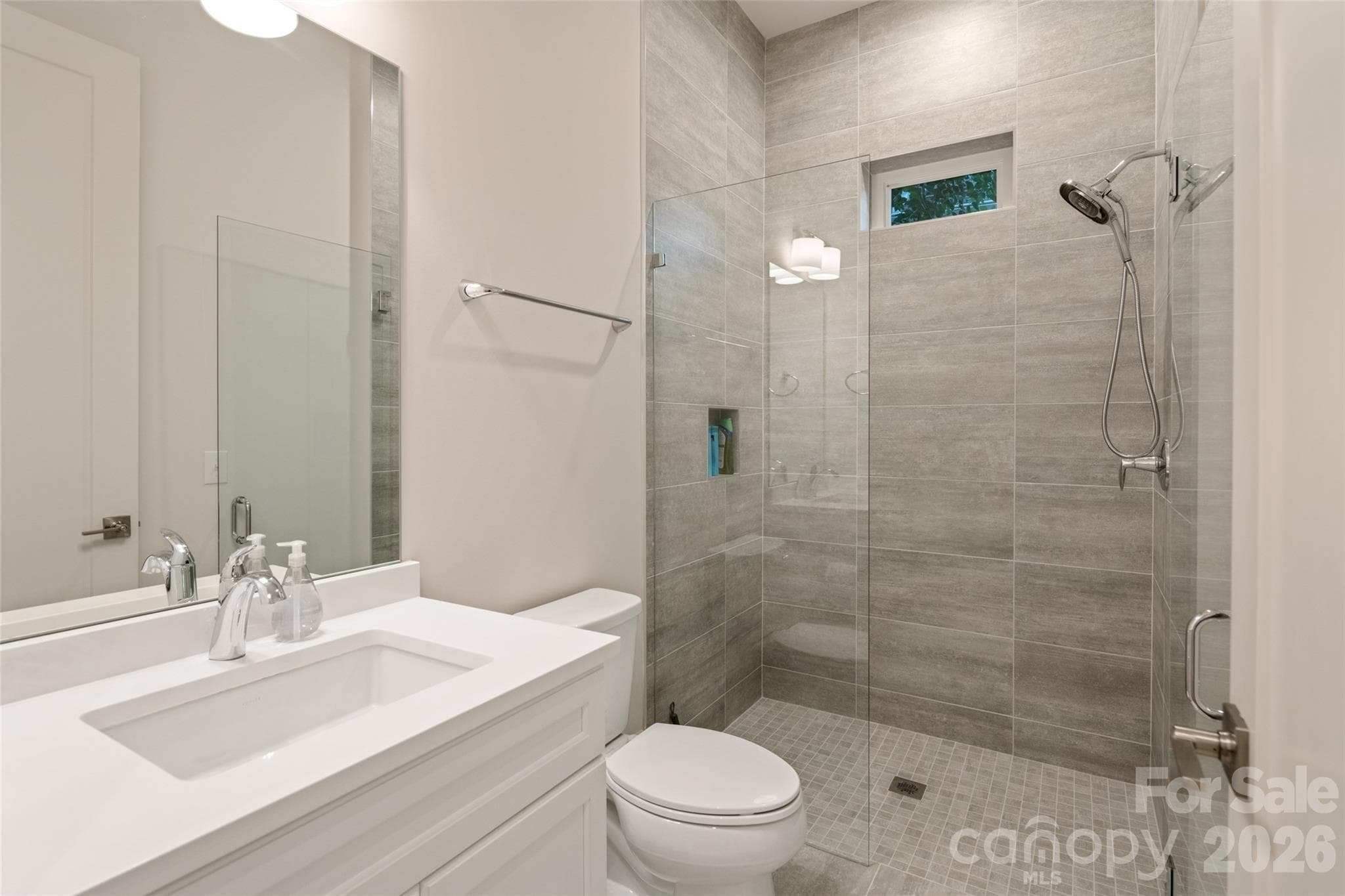Condominium at 1708 Lombardy Circle, Charlotte, photo 17 of 26