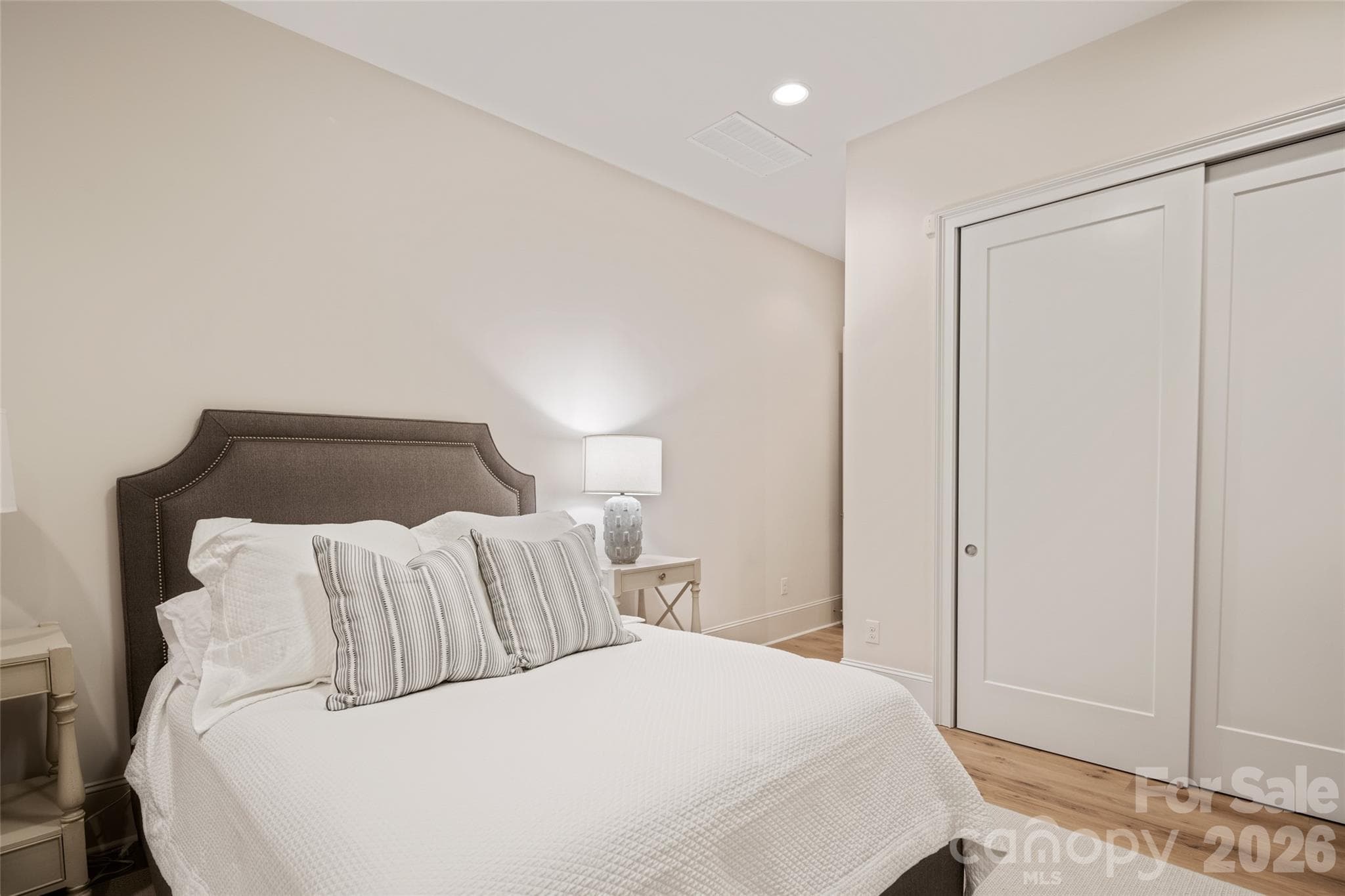 Condominium at 1708 Lombardy Circle, Charlotte, photo 22 of 26
