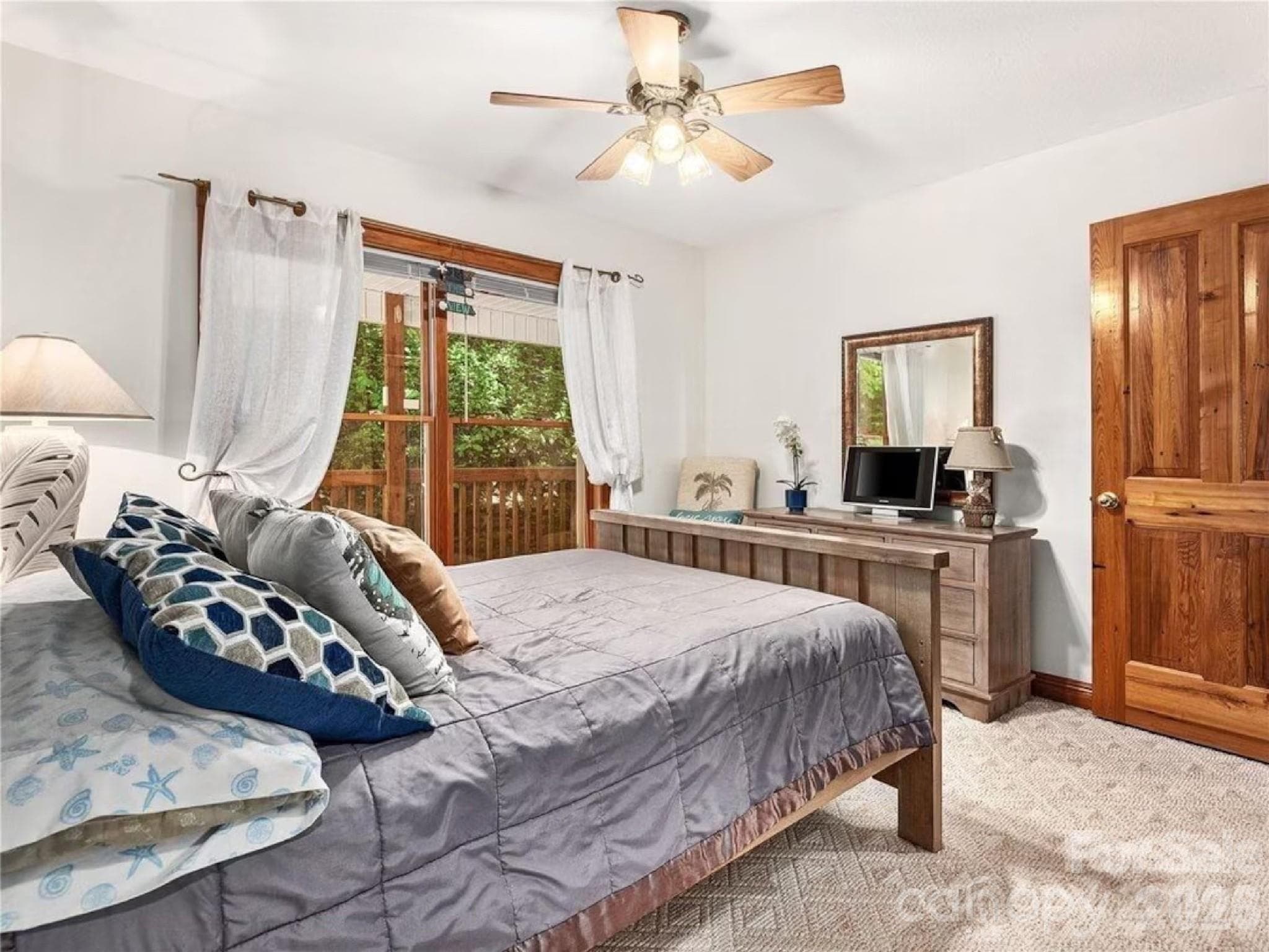Single Family Residence at 505 Middle Top Loop, Maggie Valley, photo 21 of 47