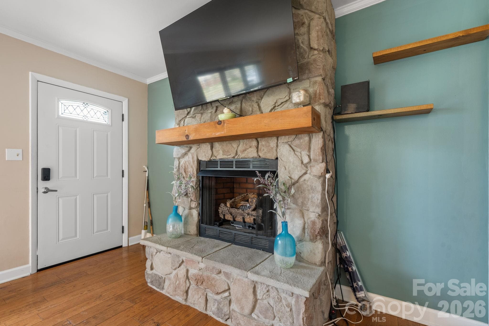Single Family Residence at 118 Whitley Road, Morganton, photo 6 of 23