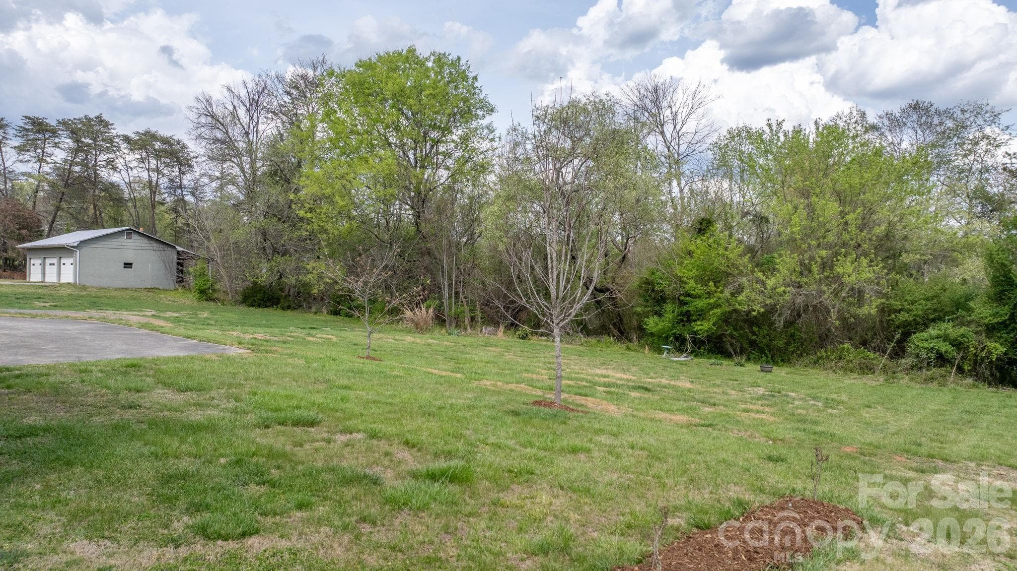 Large level Yard - 118 Whitley Road, Morganton