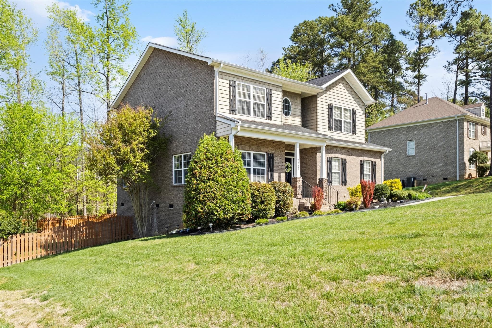 Spacious Homesite with wooded privacy - Denver