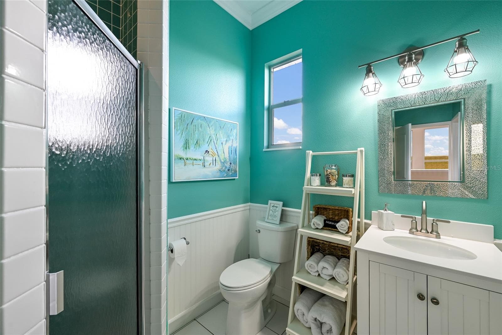 3rd Floor Bathroom - 7325 HOLLY RD, TERRA CEIA