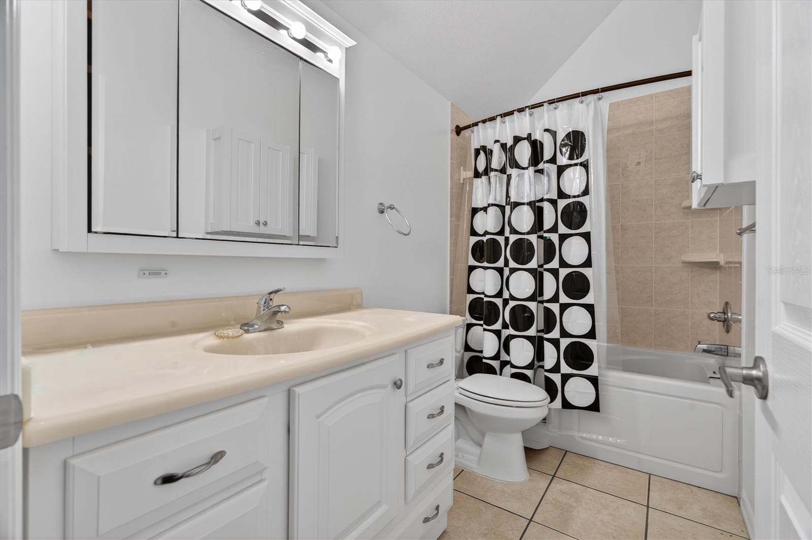 Single Family Residence at 38327 HAMRICH DR, DADE CITY, photo 26 of 46