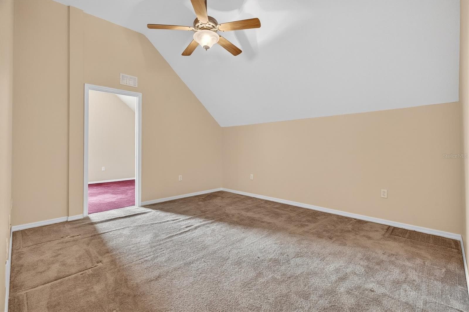 Single Family Residence at 38327 HAMRICH DR, DADE CITY, photo 27 of 46