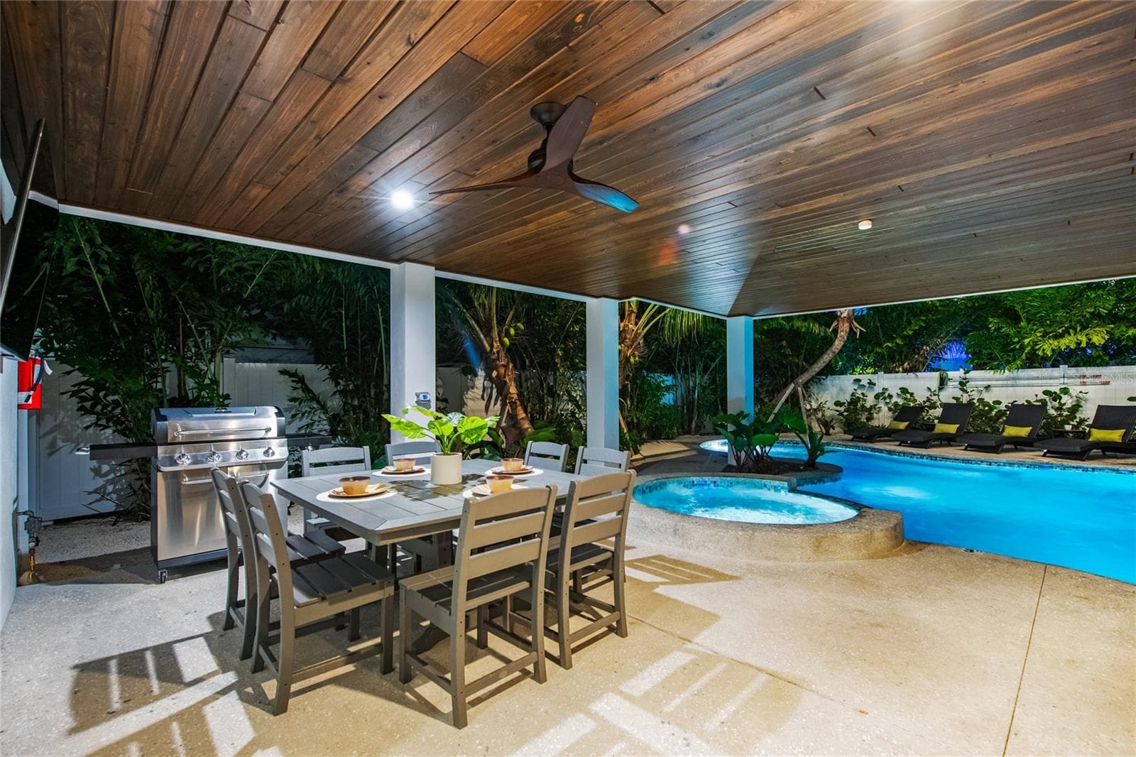 Single Family Residence at 209 GARFIELD DR, SARASOTA, photo 13 of 62