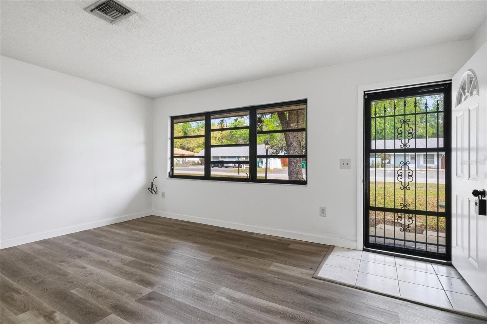 Single Family Residence at 6822 W DORIS MARETTA LN, HOMOSASSA, photo 11 of 59