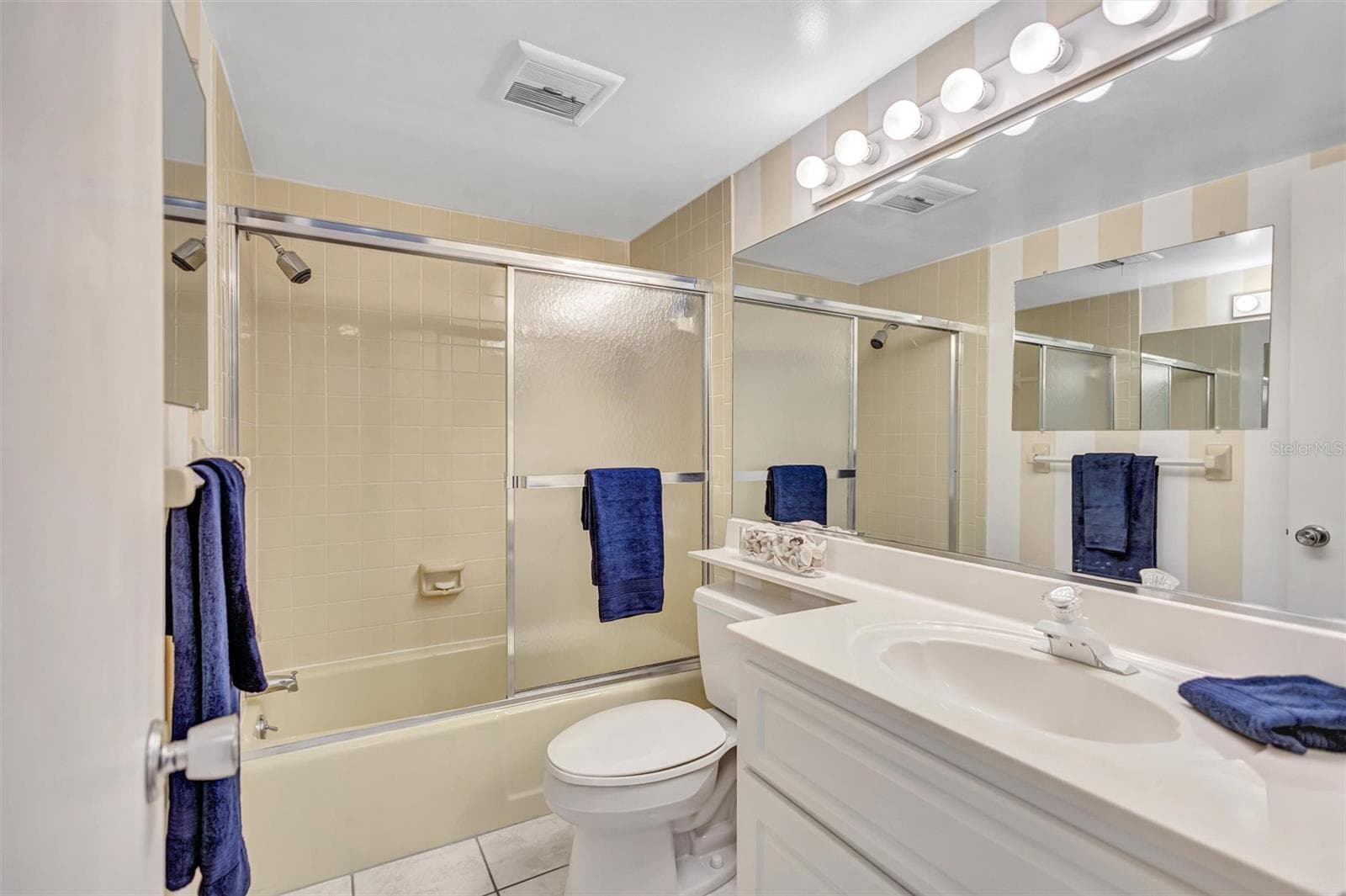 Condominium at 6140 MIDNIGHT PASS RD #603, SARASOTA, photo 29 of 58