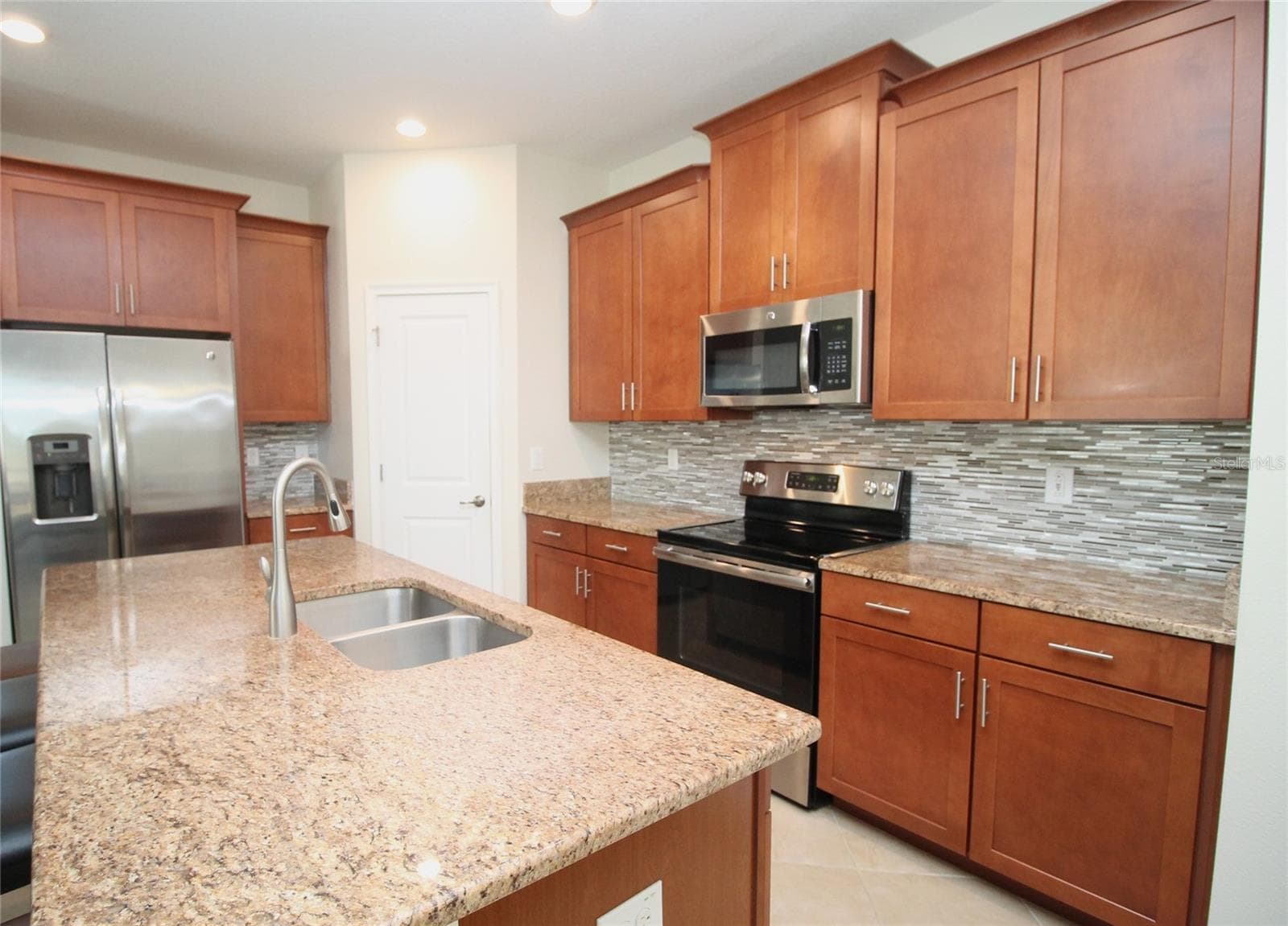 Single Family Residence at 3752 QUAINT LN, CLERMONT, photo 4 of 64