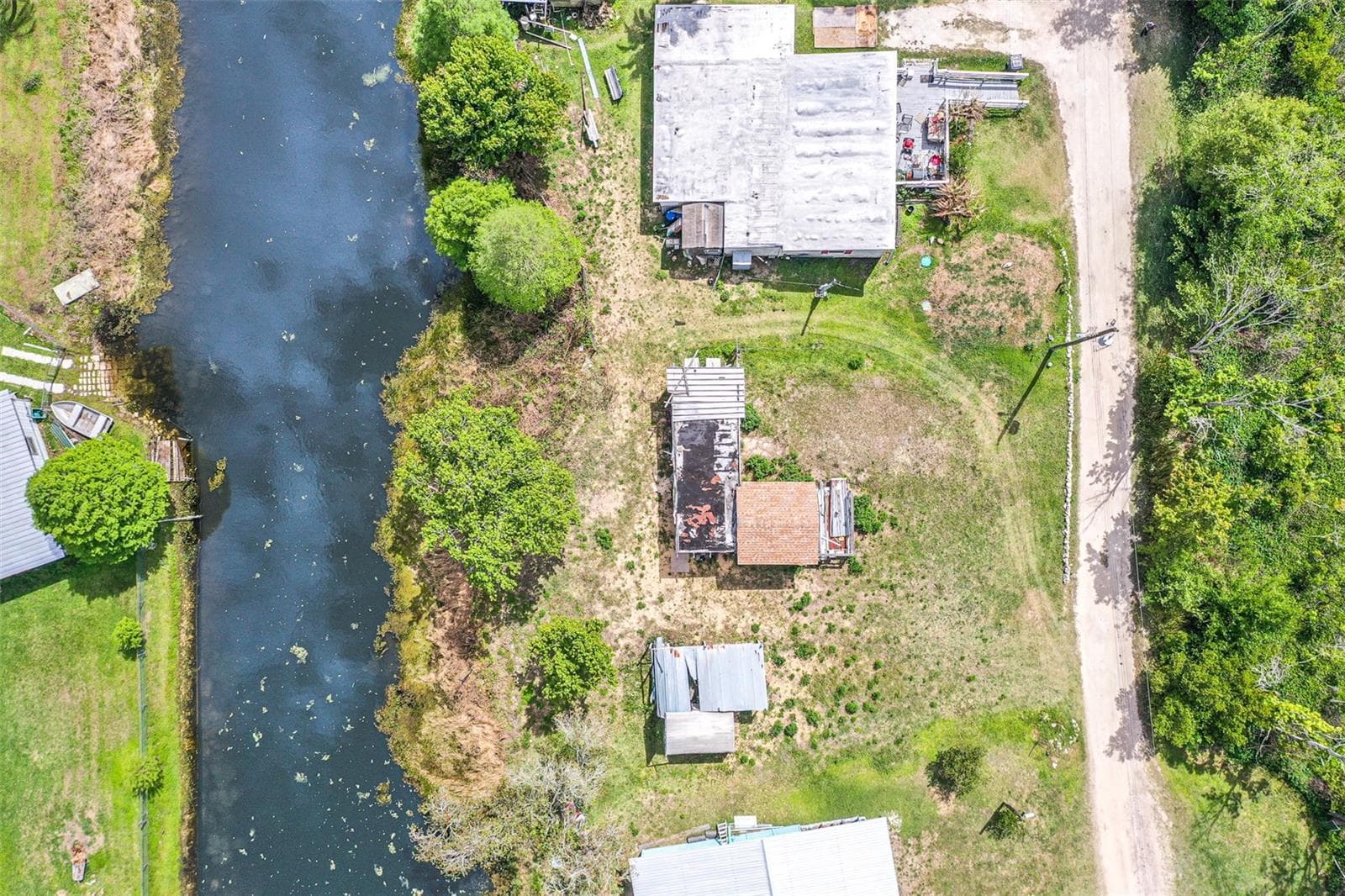 Mobile Home at 3386 MAPLE LN, HAINES CITY, photo 2 of 12