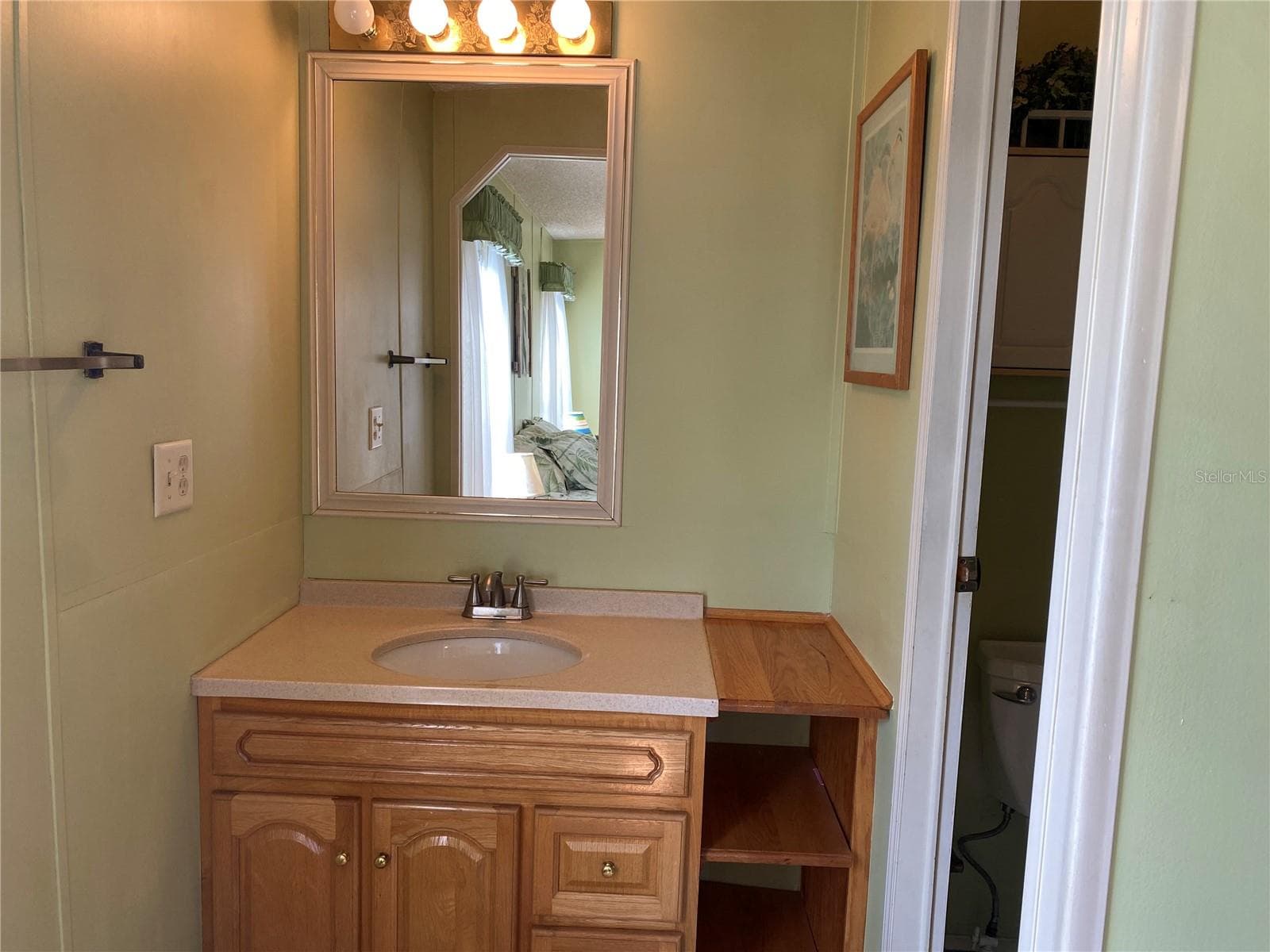 Manufactured Home at 701 RIVERVIEW CIR, NORTH PORT, photo 9 of 20