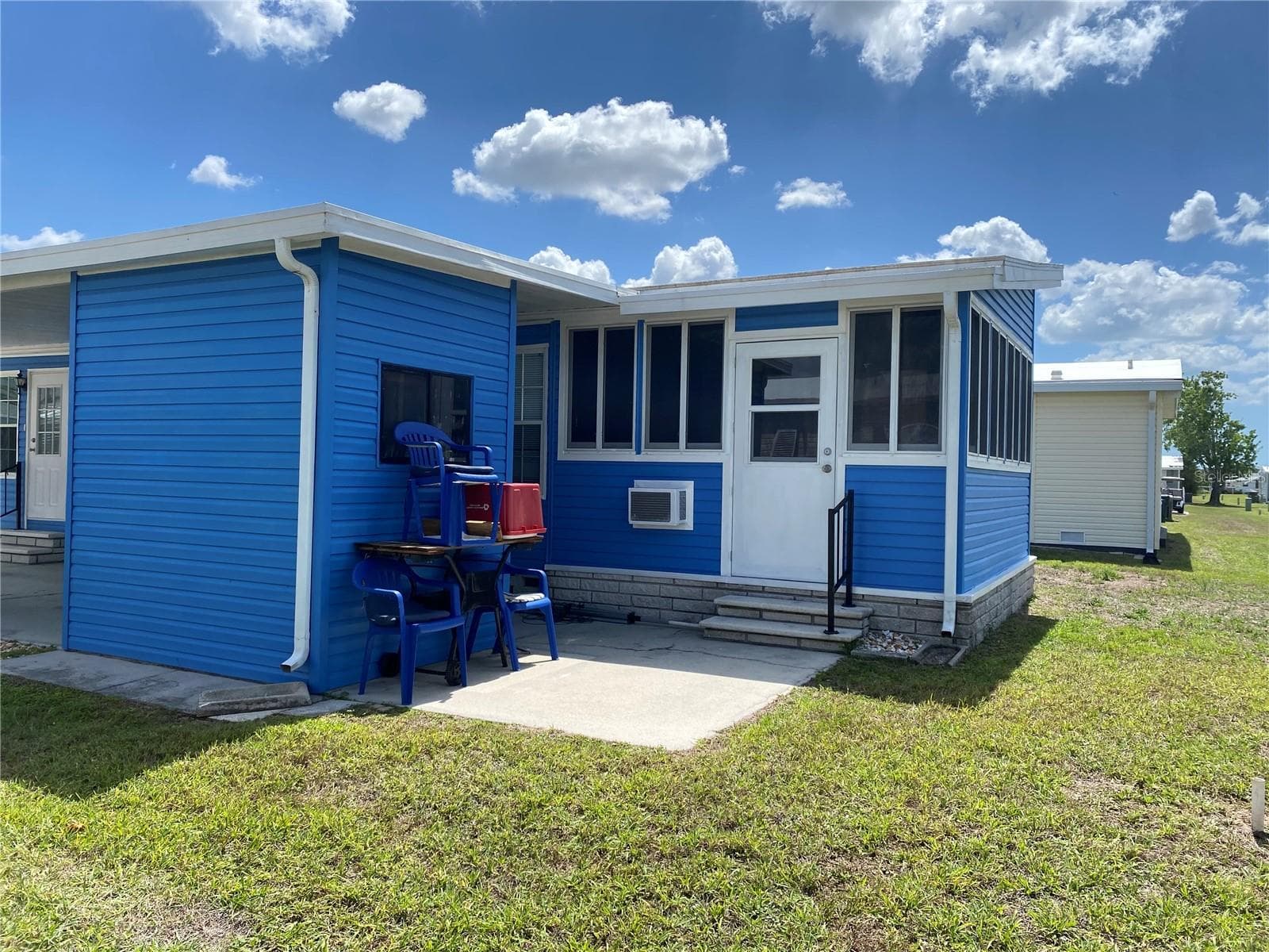 Manufactured Home at 701 RIVERVIEW CIR, NORTH PORT, photo 19 of 20