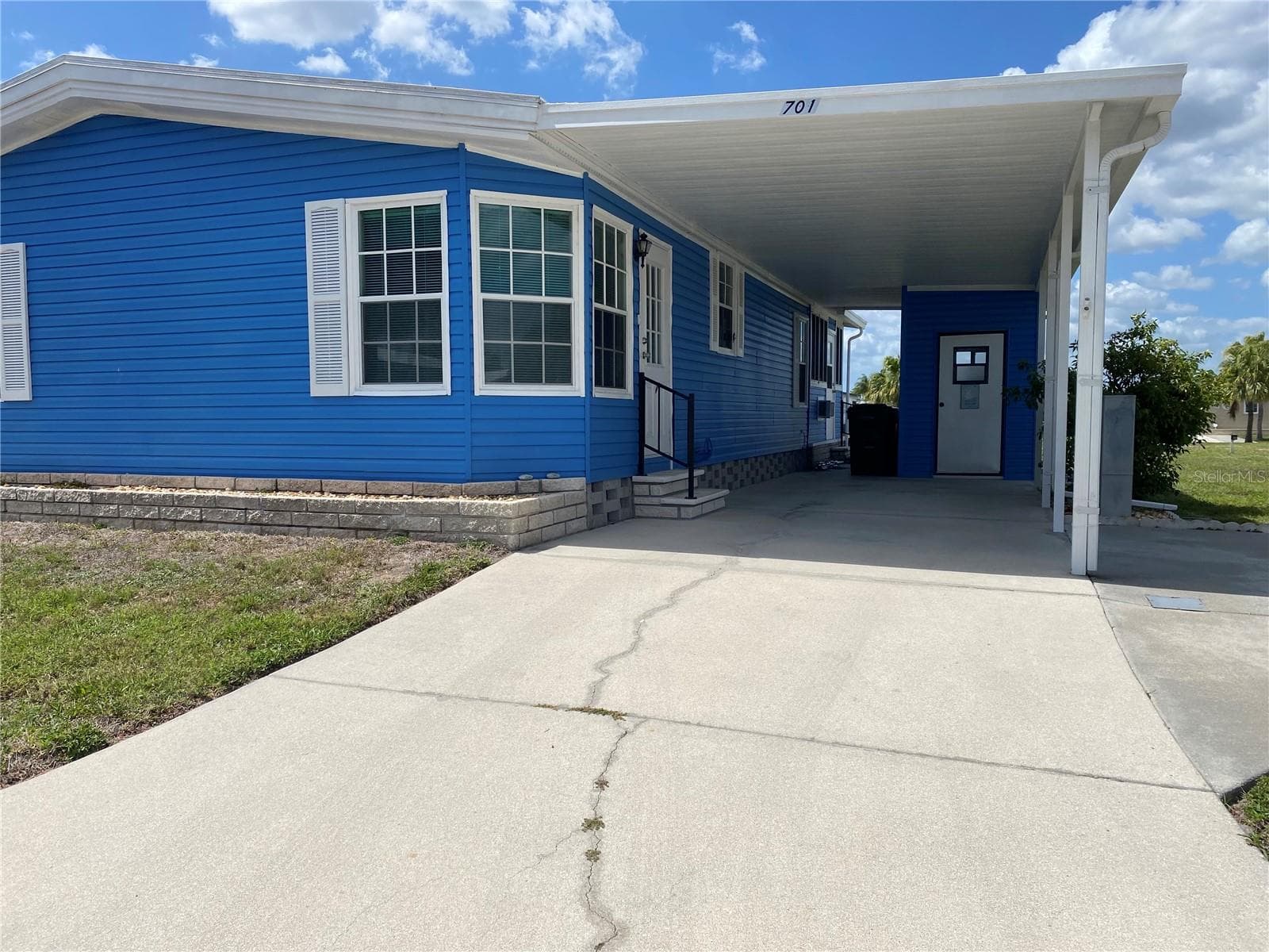 Manufactured Home at 701 RIVERVIEW CIR, NORTH PORT, photo 20 of 20