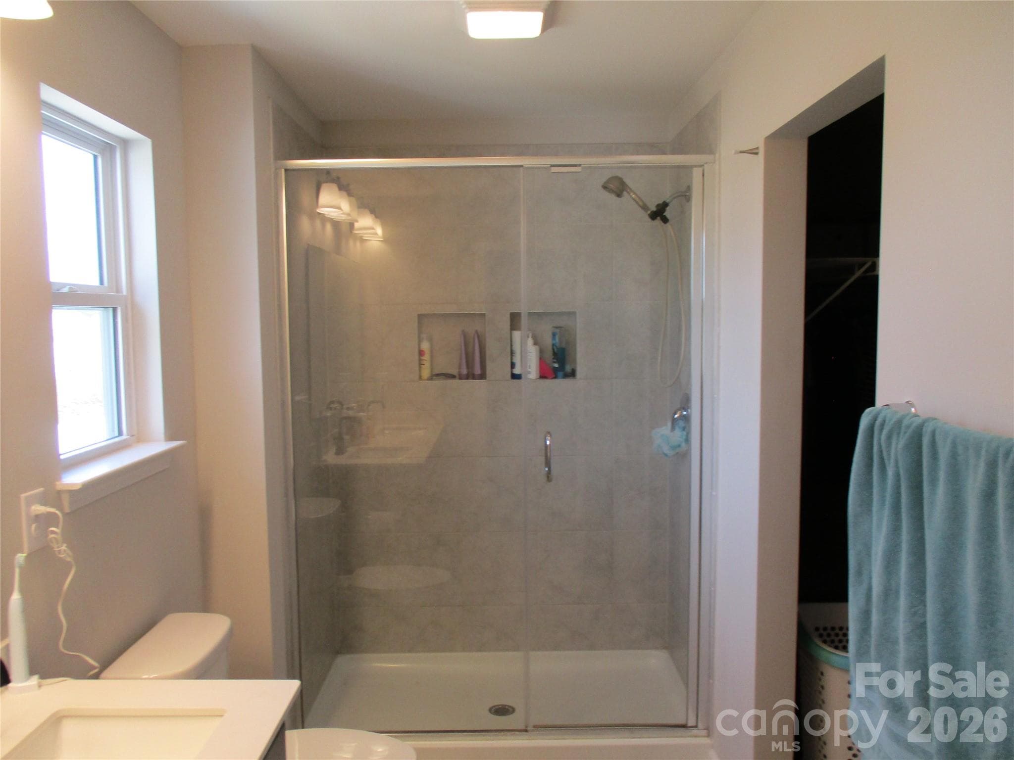 Single Family Residence at 1525 Rye Road, Mount Holly, photo 15 of 33