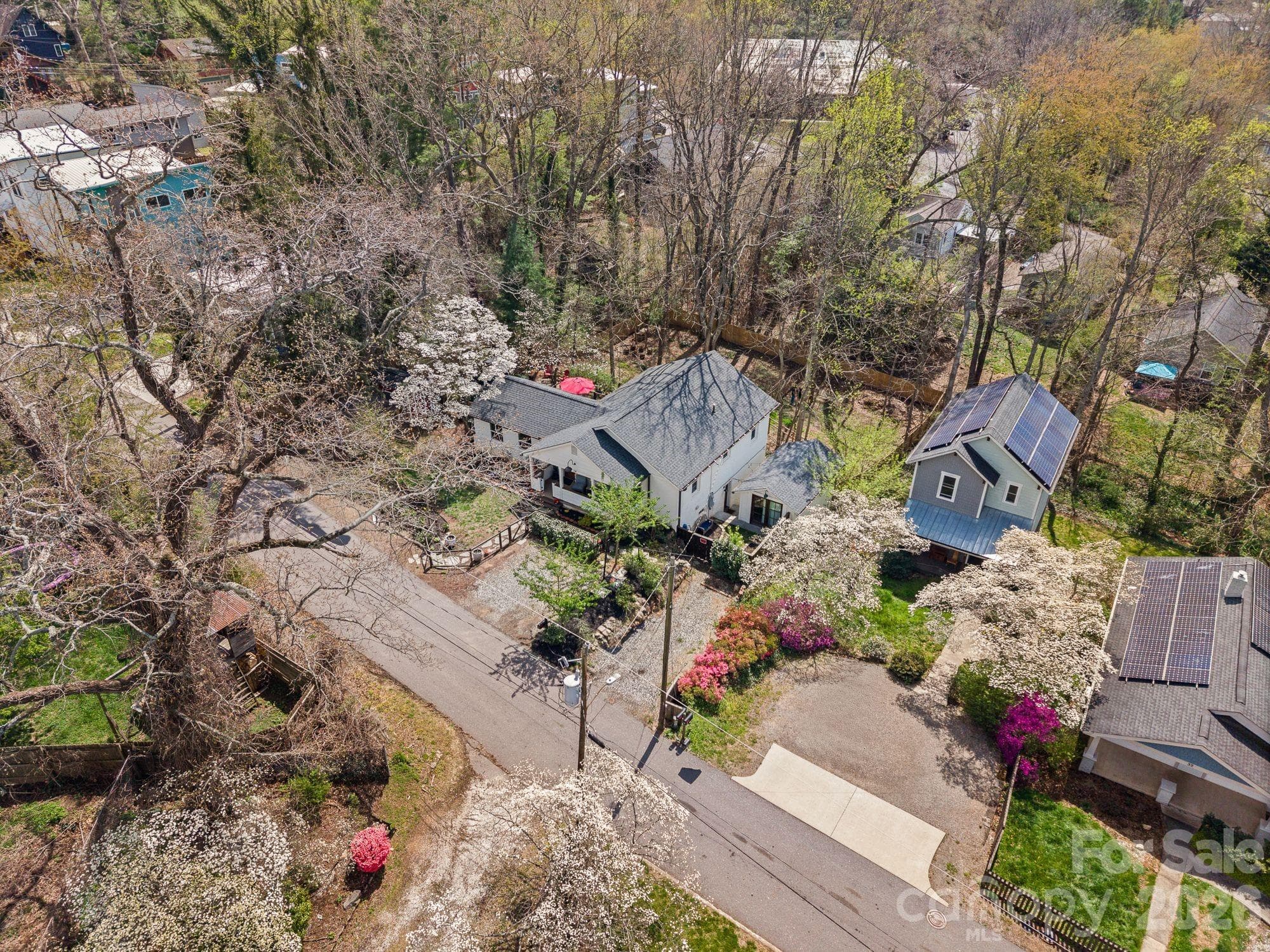 Single Family Residence at Asheville, photo 9 of 51