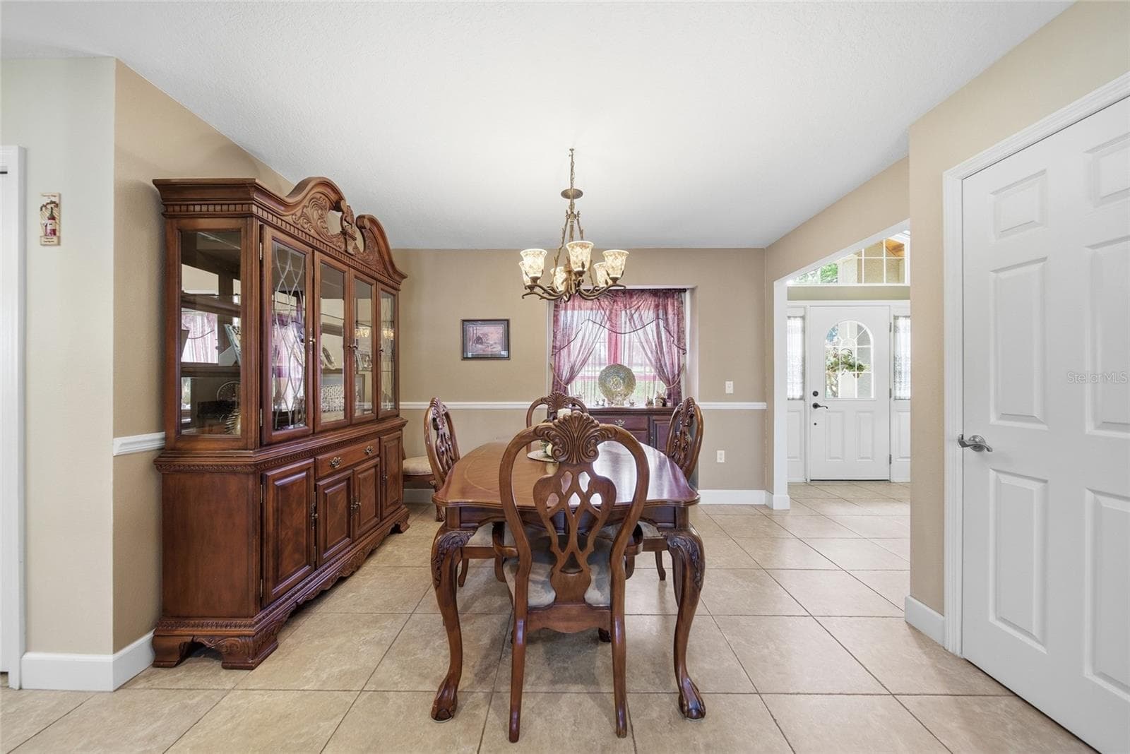 Single Family Residence at 32640 BLUEBERRY HILL WAY, DADE CITY, photo 7 of 43