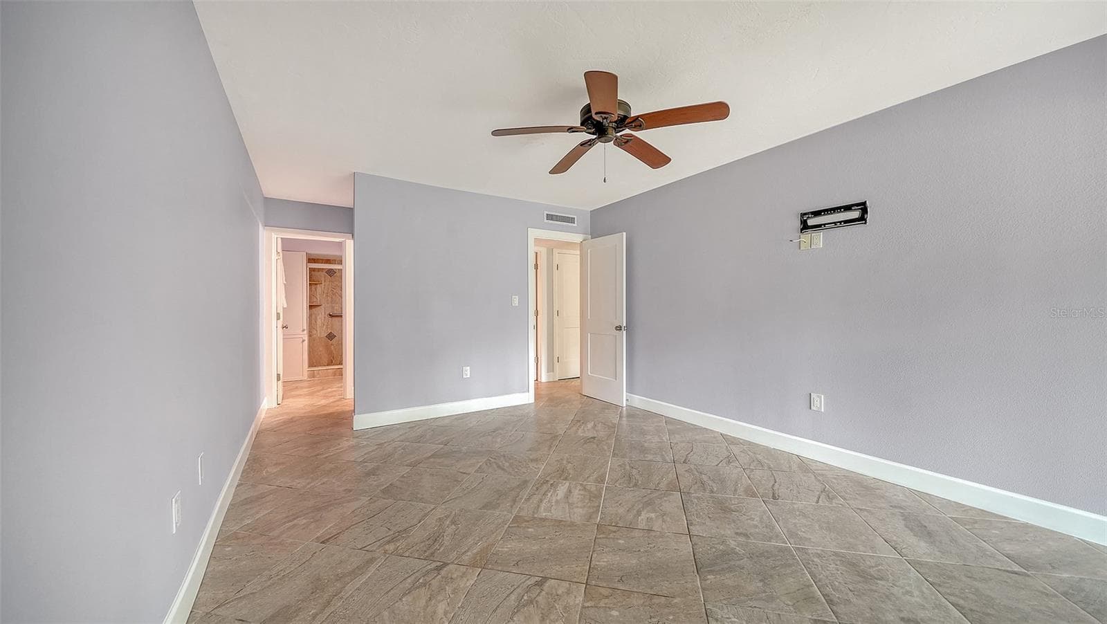 Primary bedroom. - 225 HOURGLASS WAY #106, SARASOTA