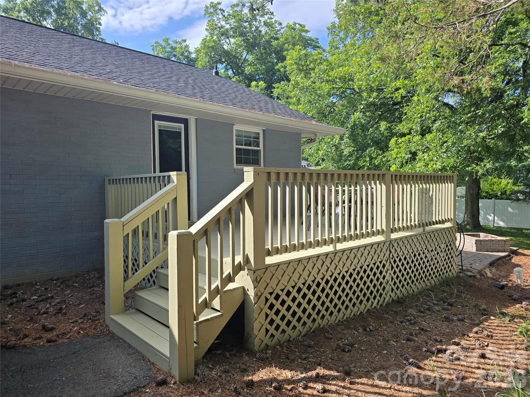 Side Patio - 403 Stevens Street, China Grove