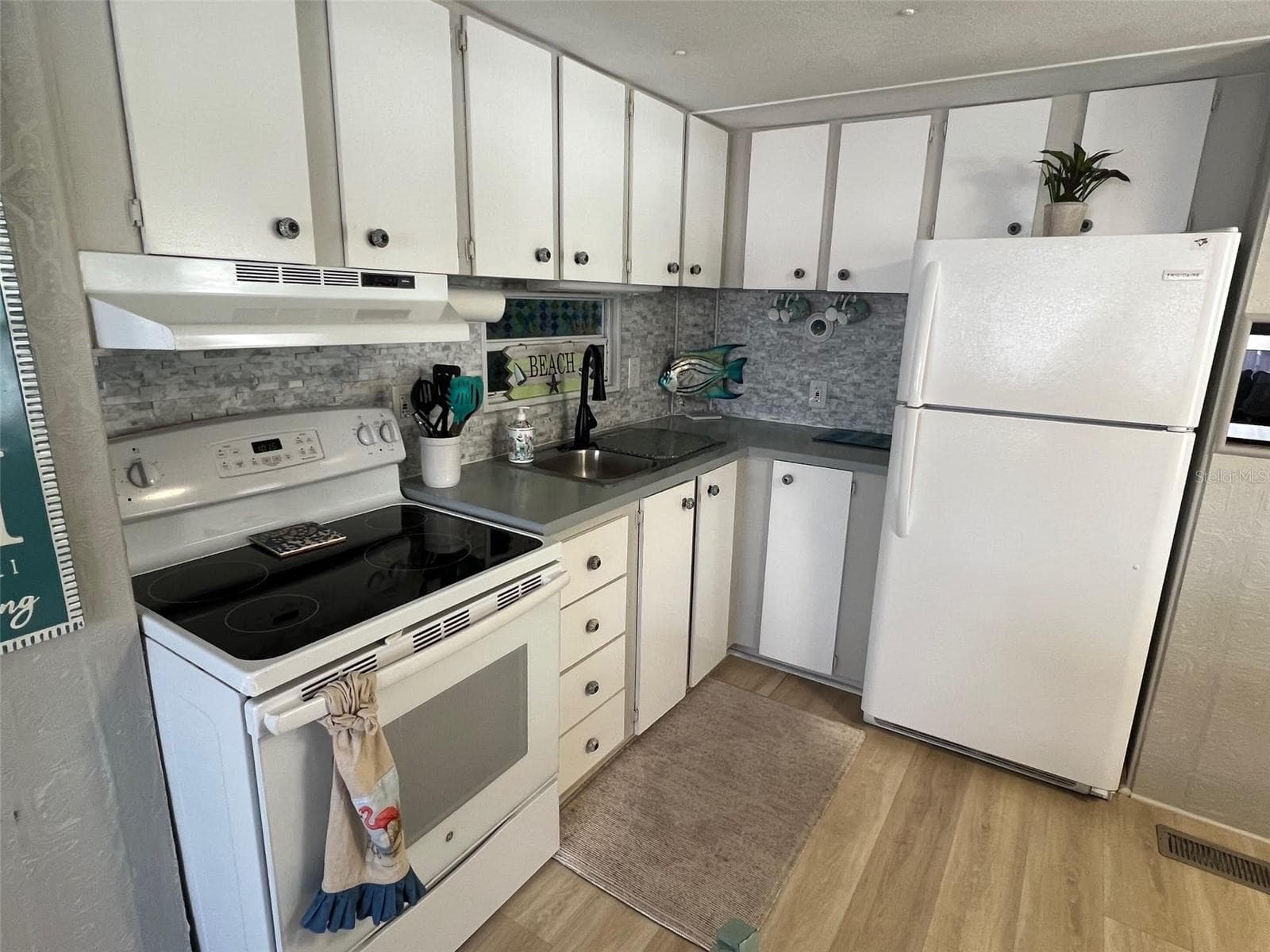 Mobile Home at 1500 COUNTY ROAD 1 #22, DUNEDIN, photo 10 of 30