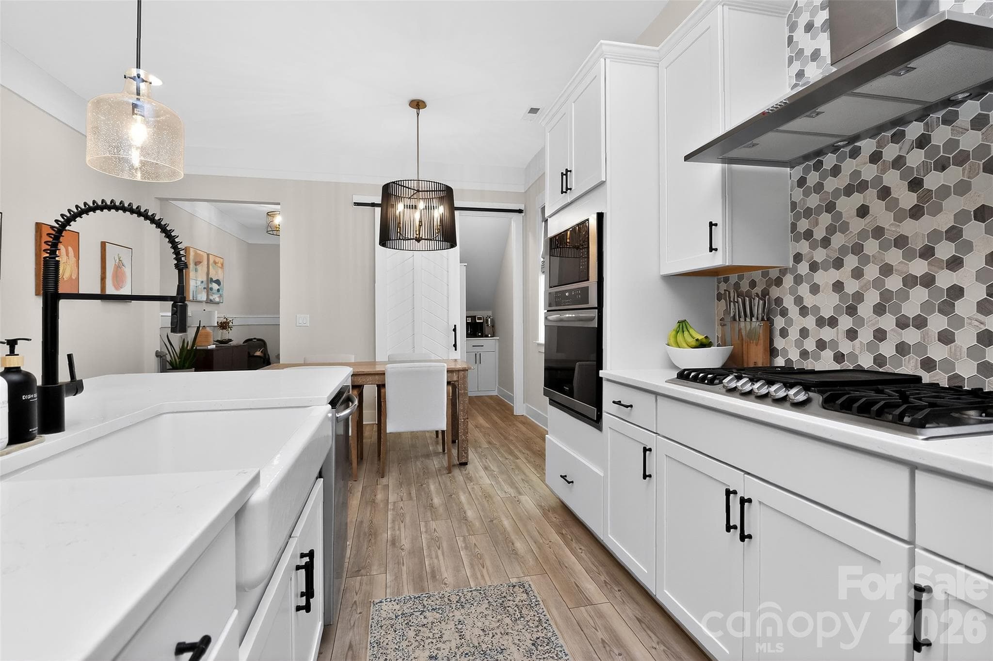 Quartz countertop with Farmhouse Sink - Matthews