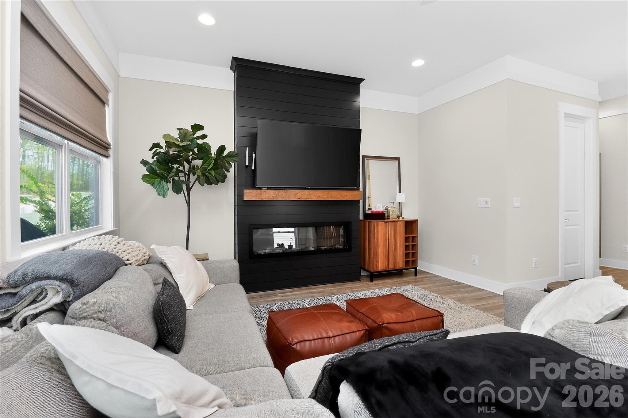 Single Family Residence at Matthews, photo 17 of 34