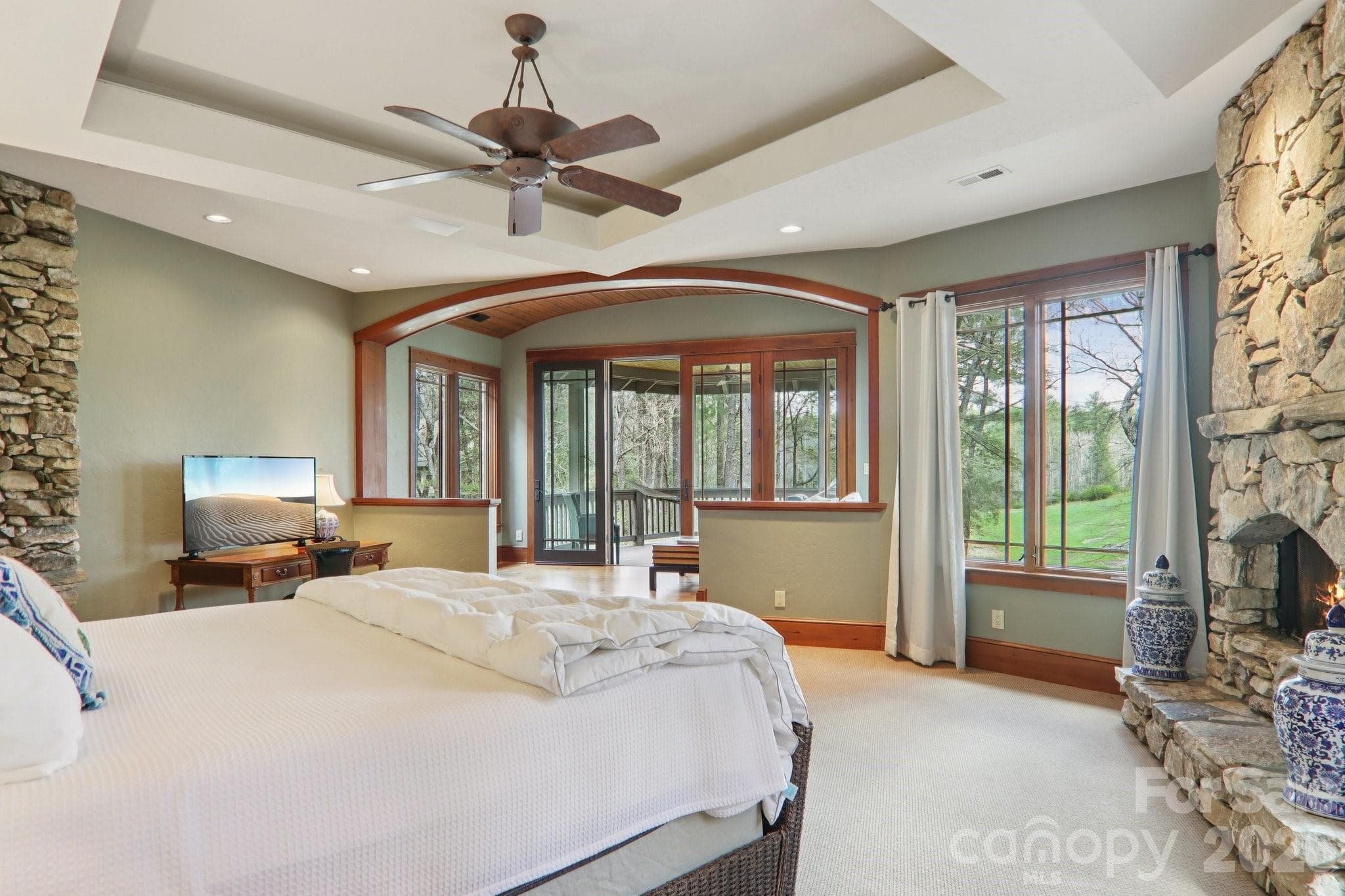 Single Family Residence at Lake Toxaway, photo 19 of 44