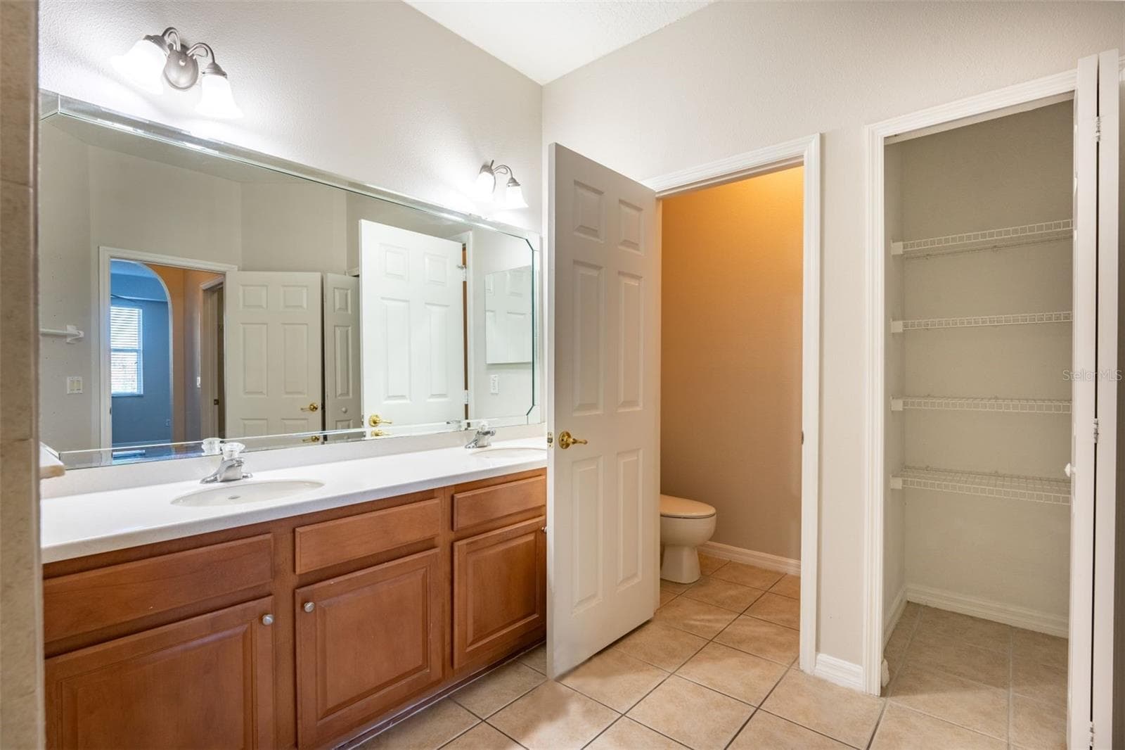 Condominium at 9435 MYRTLE CREEK LN #311, ORLANDO, photo 16 of 32