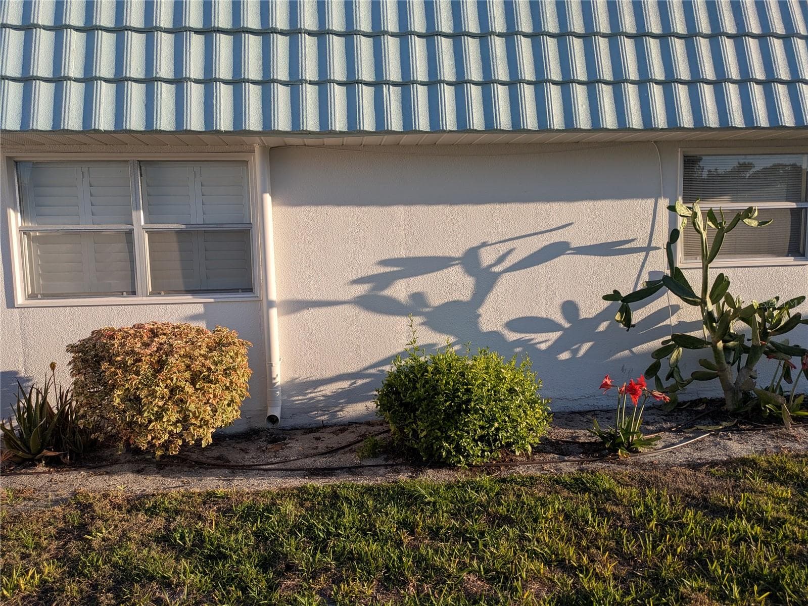 Side - 1801 BEDFORD LN #30, SUN CITY CENTER