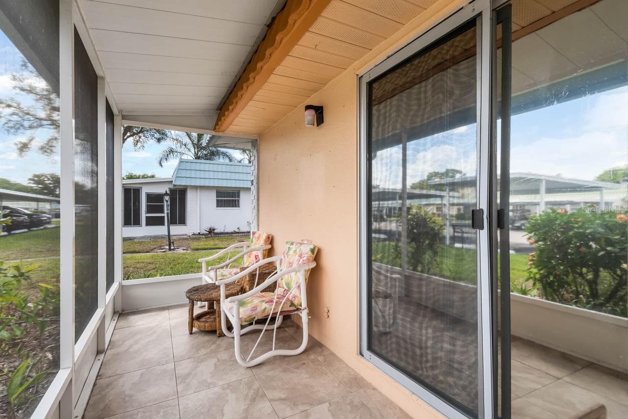 Lanai - 1801 BEDFORD LN #30, SUN CITY CENTER