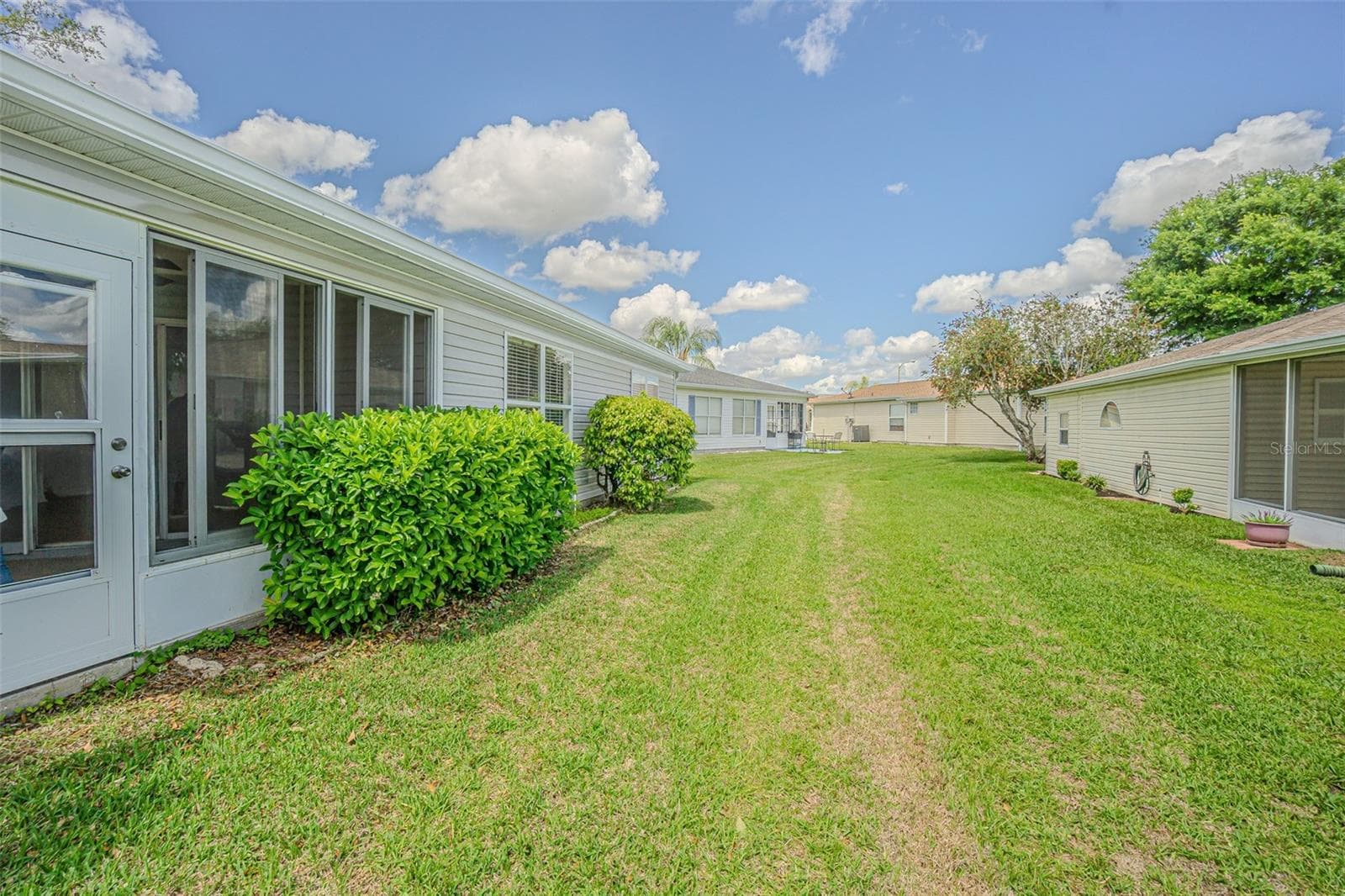 Sideyard - 11204 COREY PAVIN LN, SAN ANTONIO