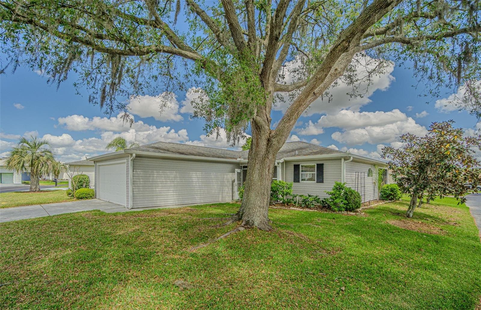 Oversized yard - 11204 COREY PAVIN LN, SAN ANTONIO