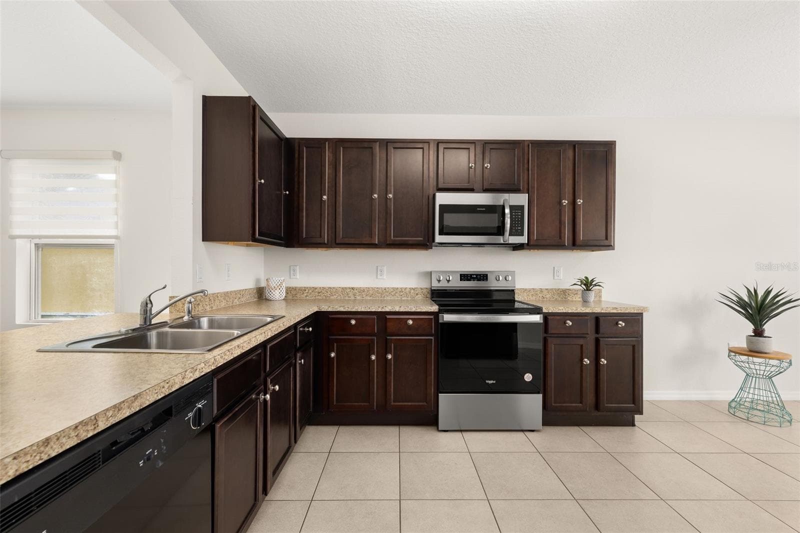 Single Family Residence at 1325 CYPRESS RIDGE LOOP, LAKE ALFRED, photo 10 of 57