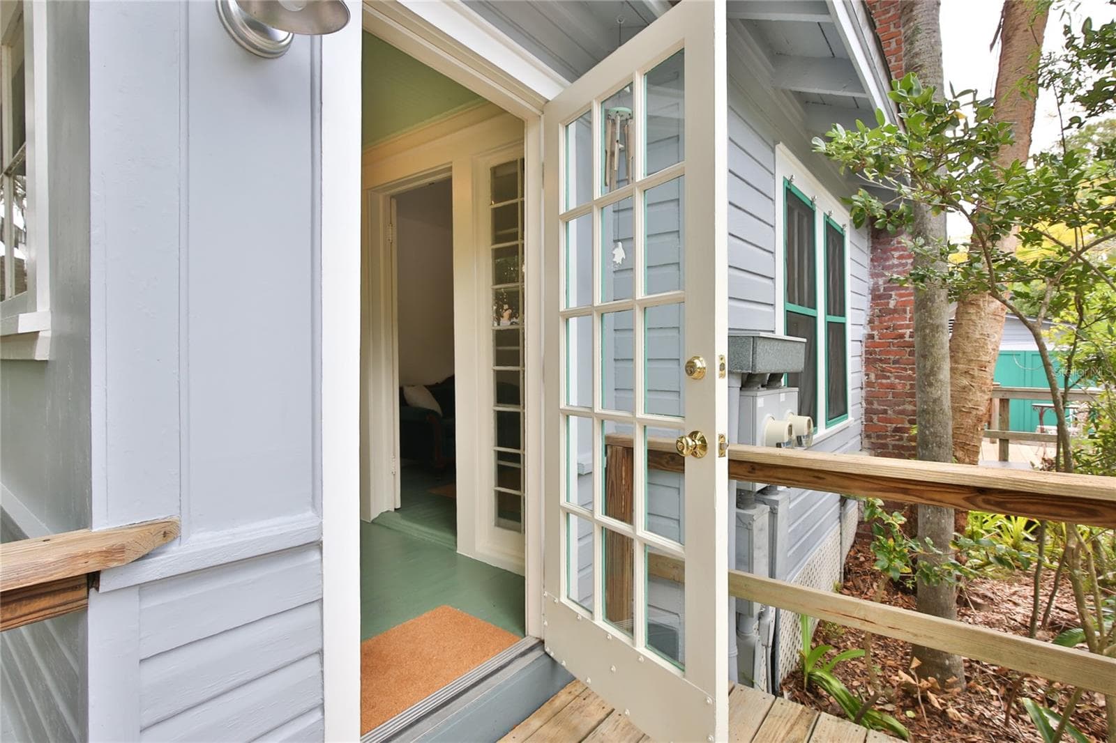 Entering main house - 708 42ND ST, SARASOTA