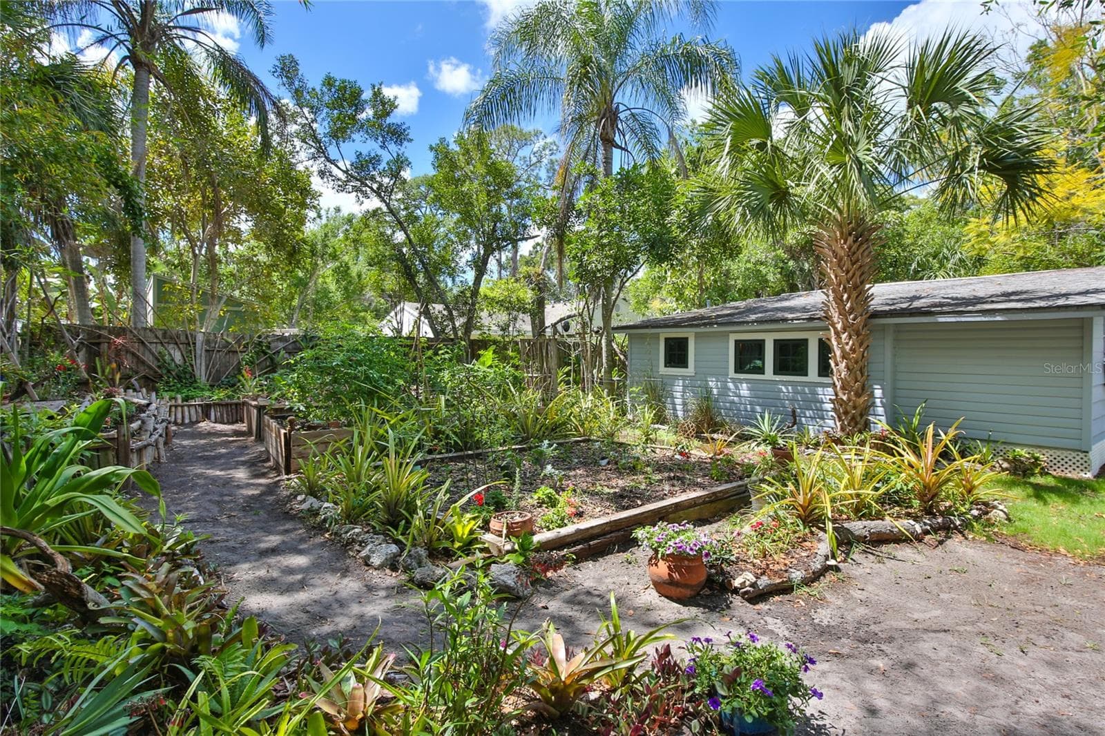 Gardens - 708 42ND ST, SARASOTA