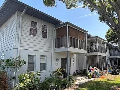 Condominium at 10800 US HIGHWAY 19 N #237, PINELLAS PARK, photo 2 of 17