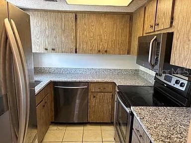 Condominium at 10800 US HIGHWAY 19 N #237, PINELLAS PARK, photo 3 of 17