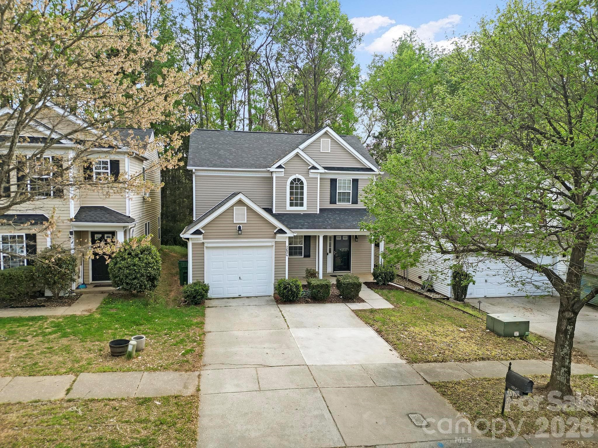 Single Family Residence at 2604 Cochrane Drive, Charlotte, photo 3 of 28