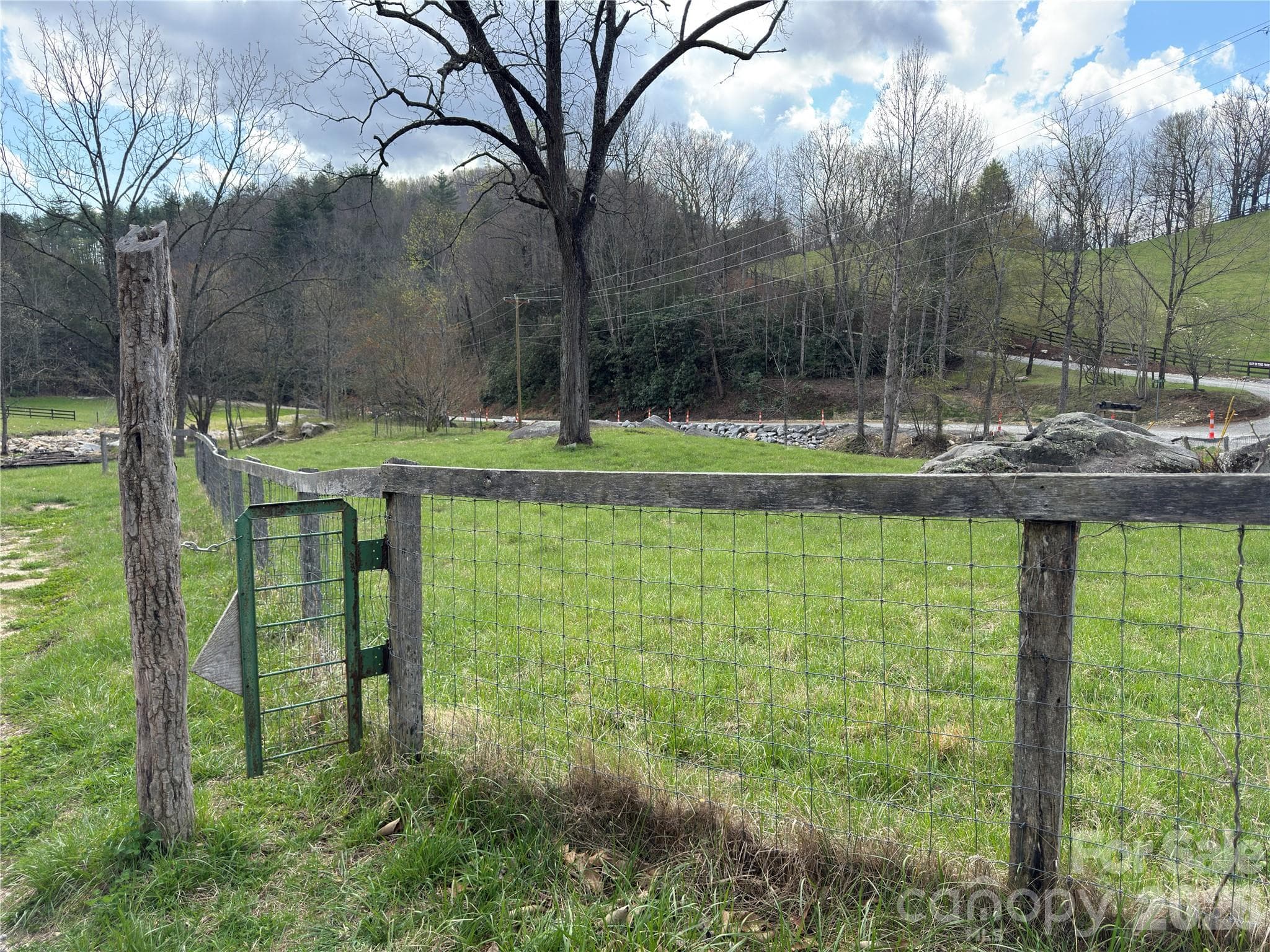 Single Family Residence at Hendersonville, photo 48 of 48
