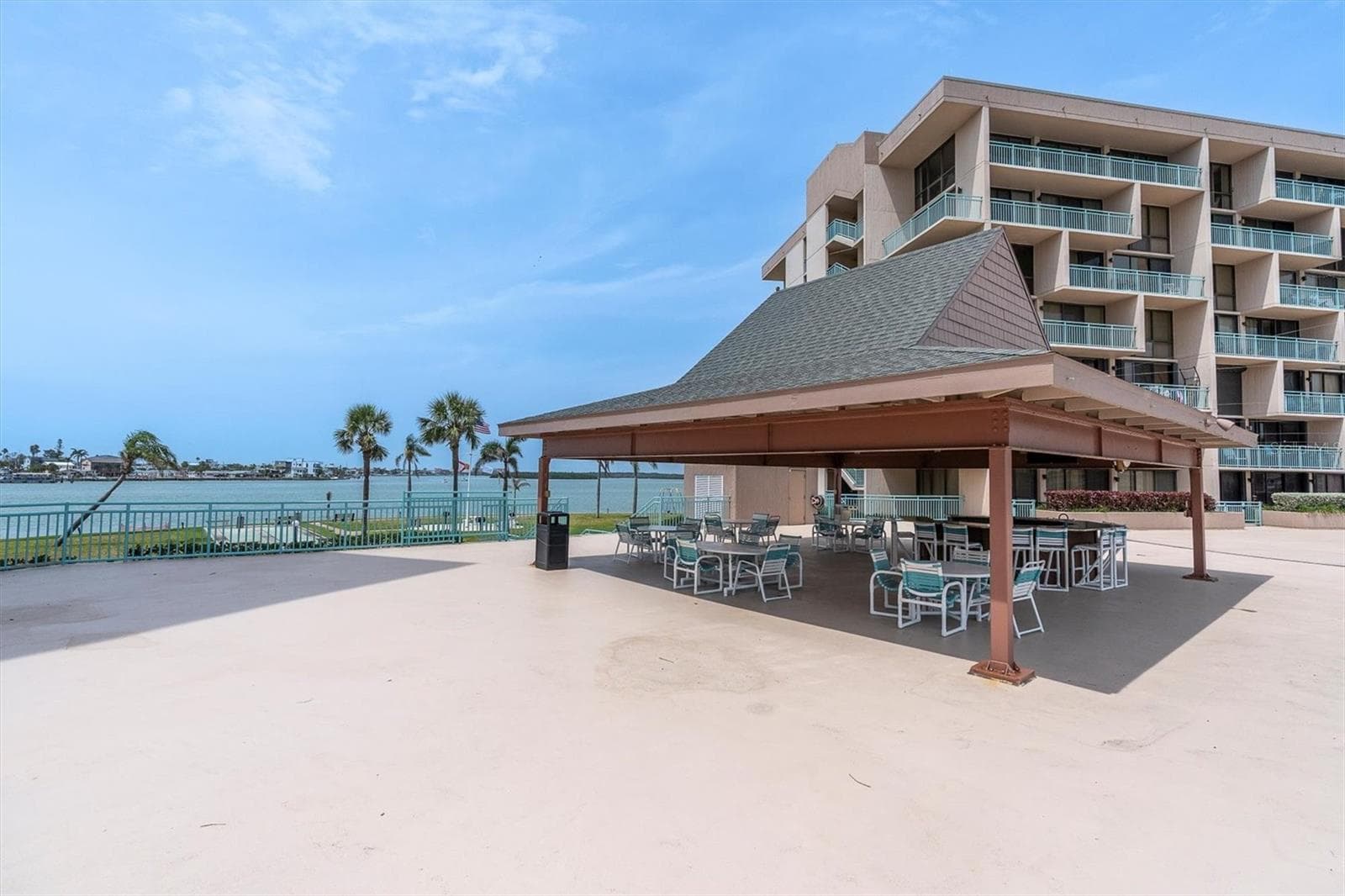 Tiki Hut with icemaker, water and wetbar... cool SHADE and Al Fresco Dining Options around the Plaza Deck ... POOL and SPA area adjacent... ALL IMMEDIATELY ACCESSIBLE from your Private TERRACE / Balcony - 1 KEY CAPRI #102E, TREASURE ISLAND