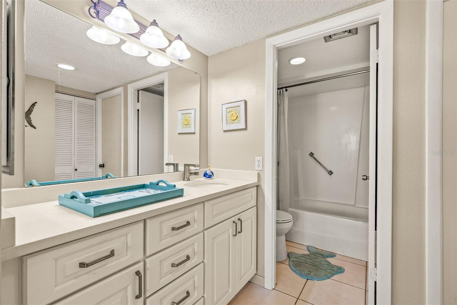 Master Bath - provides a LARGE Dressing Area with Walk in Closet - 1 KEY CAPRI #102E, TREASURE ISLAND