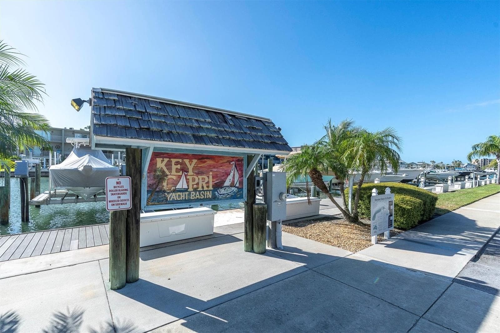 Private Marina - 1 KEY CAPRI #102E, TREASURE ISLAND