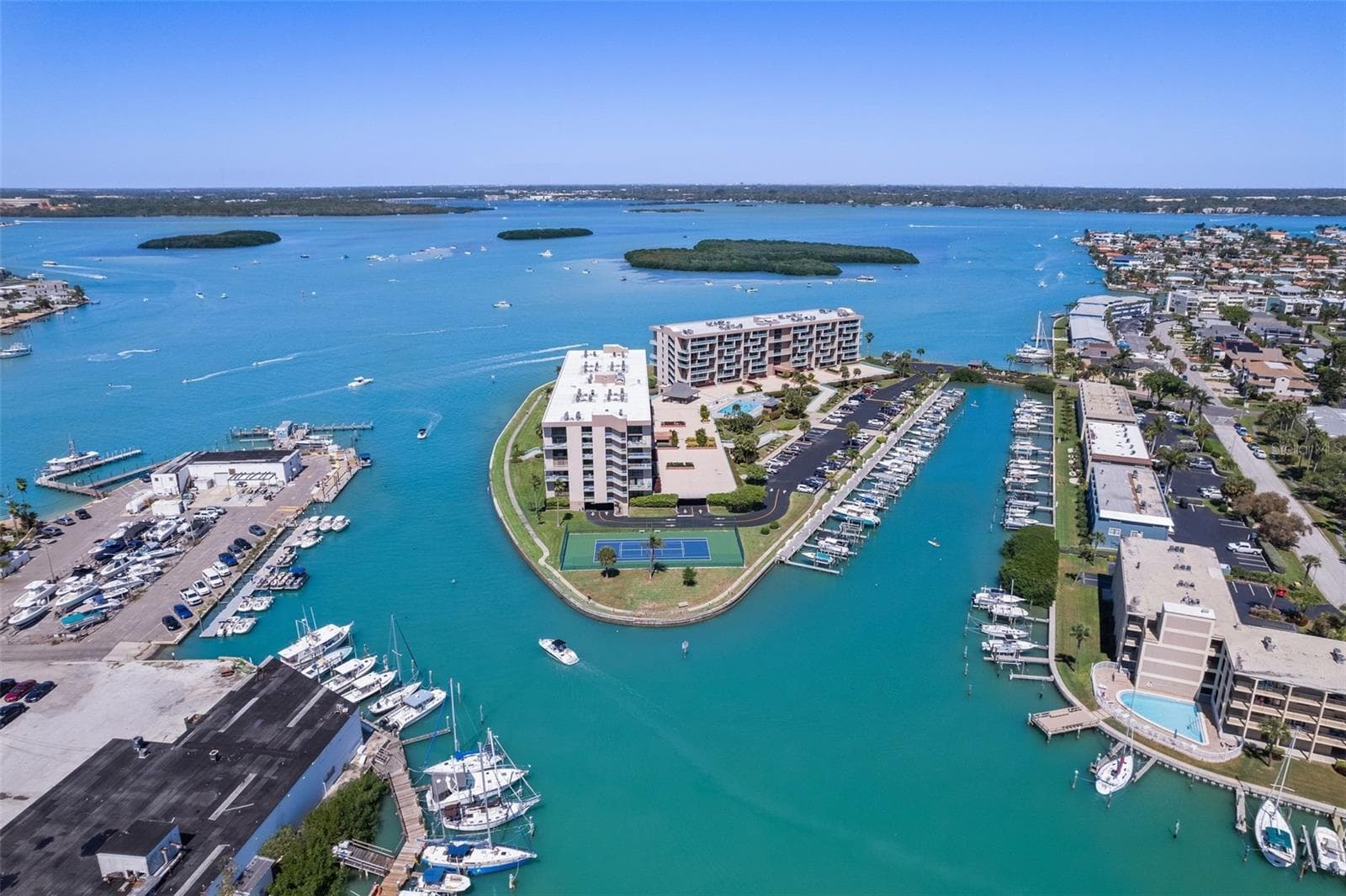 looking towards sandbar and intrcoastal - 1 KEY CAPRI #102E, TREASURE ISLAND